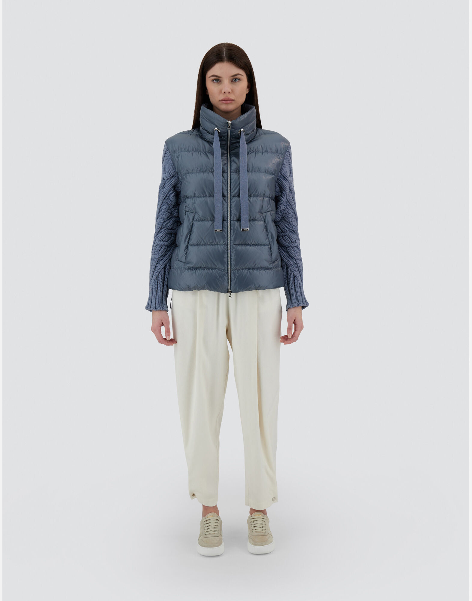 RESORT CAPE IN NYLON ULTRALIGHT & INFINITY BRAID in Light