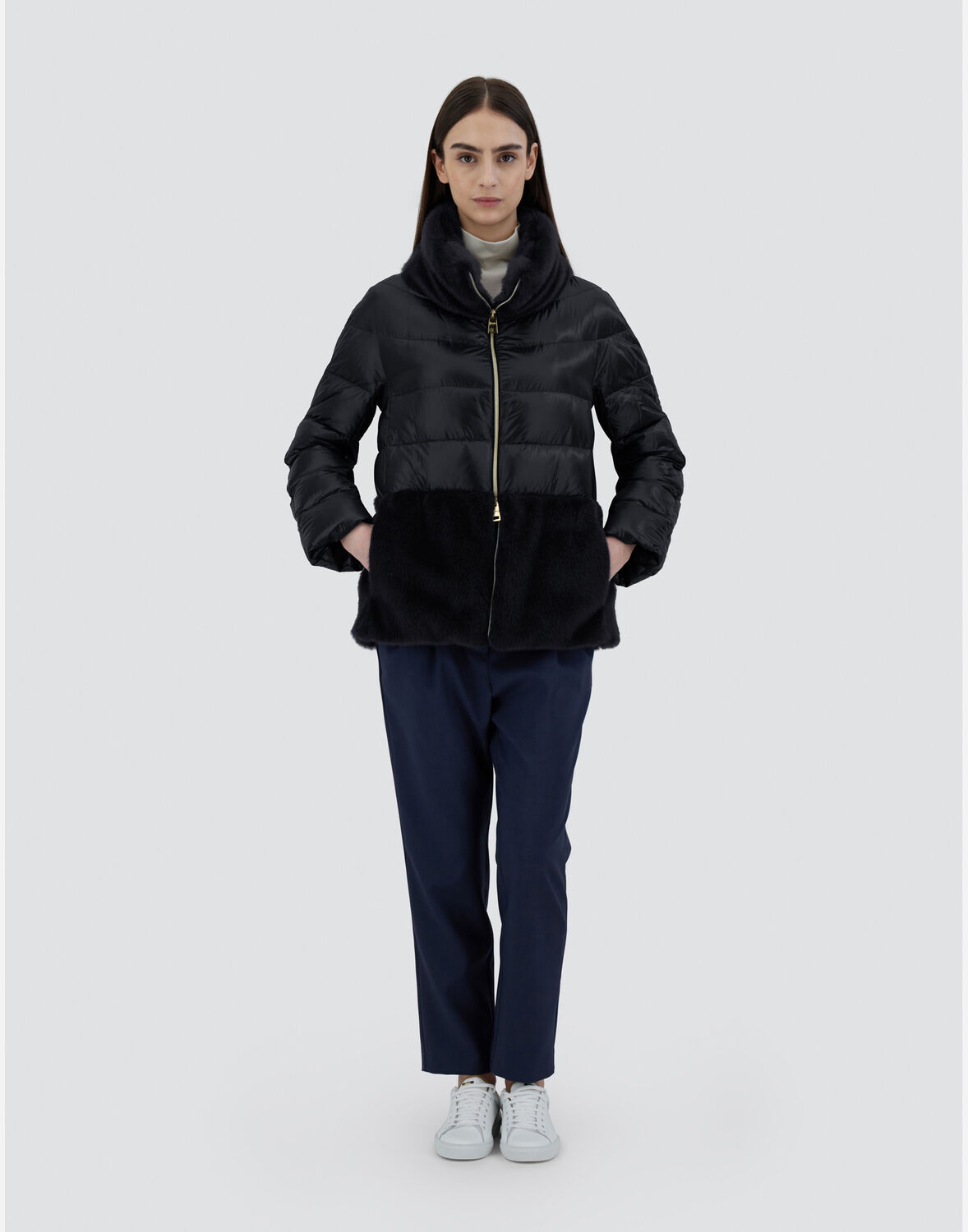 Herno Nylon Cape Ultralight And Lady Alternative Fur In Black