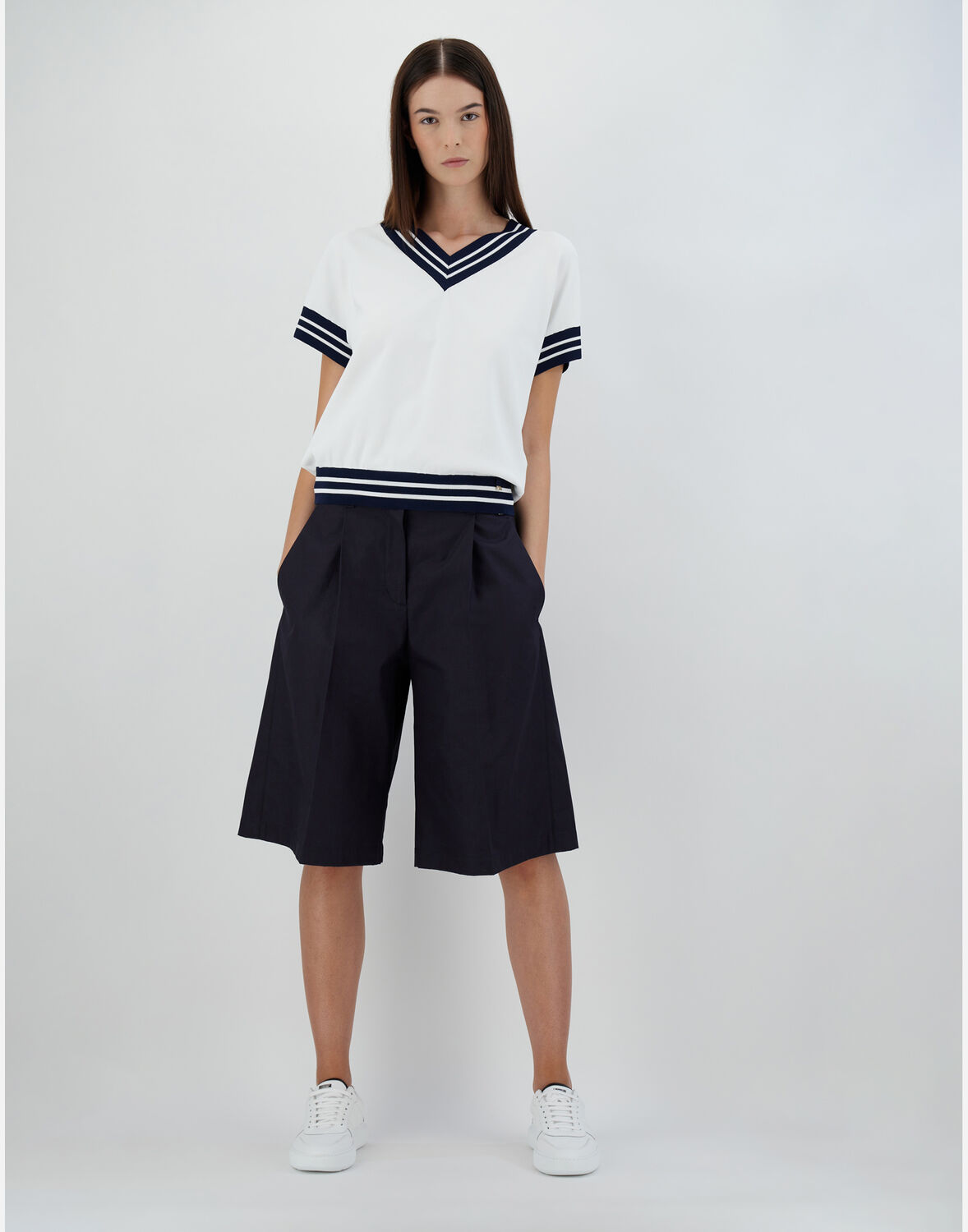 Herno Endless Viscose Stripes セーター In White