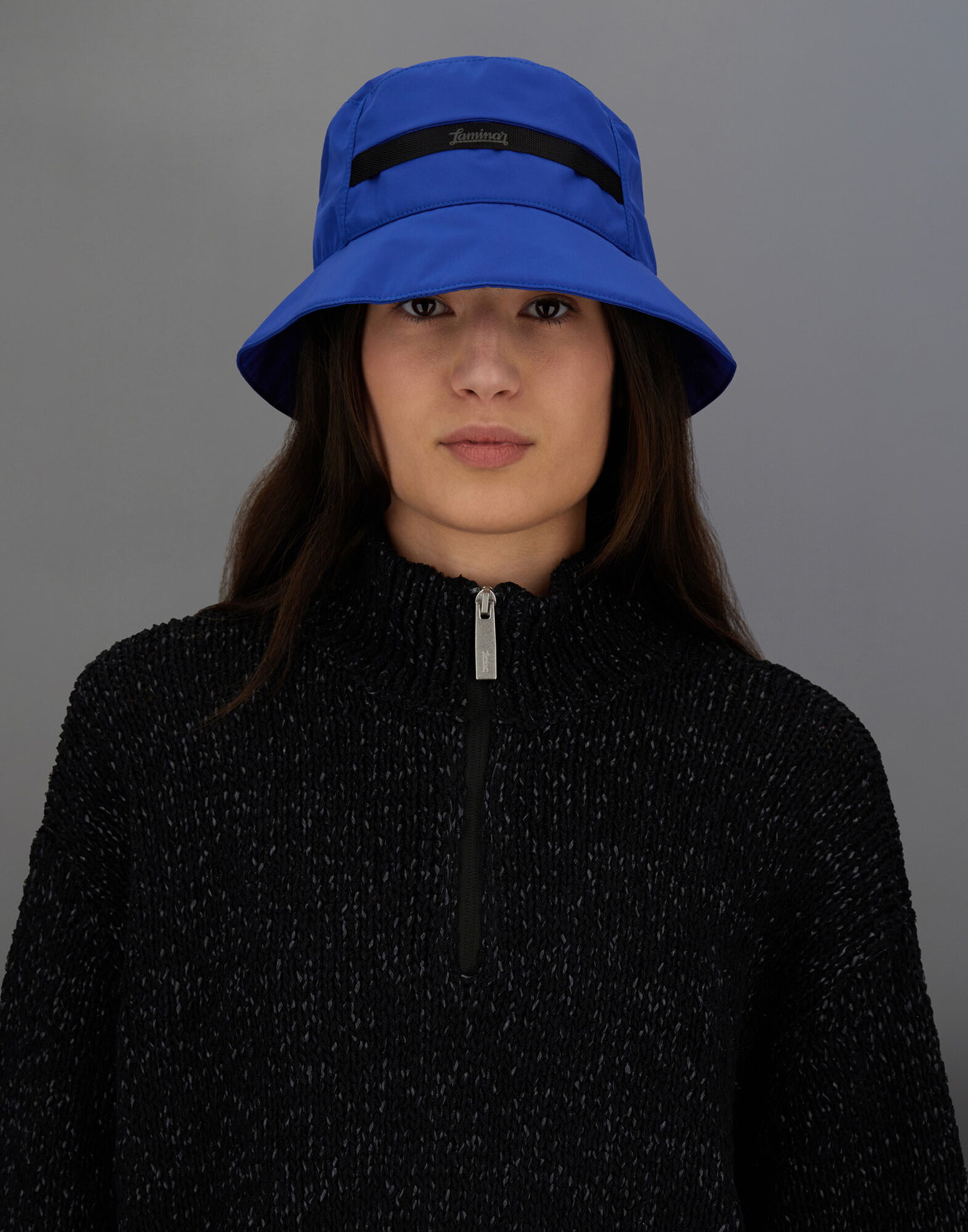 新品 HERNO ヘルノ バケットハット ブラック レディース LAMINAR HAT IN 3L GORE-TEX® ブルー | Herno® (ヘルノ)