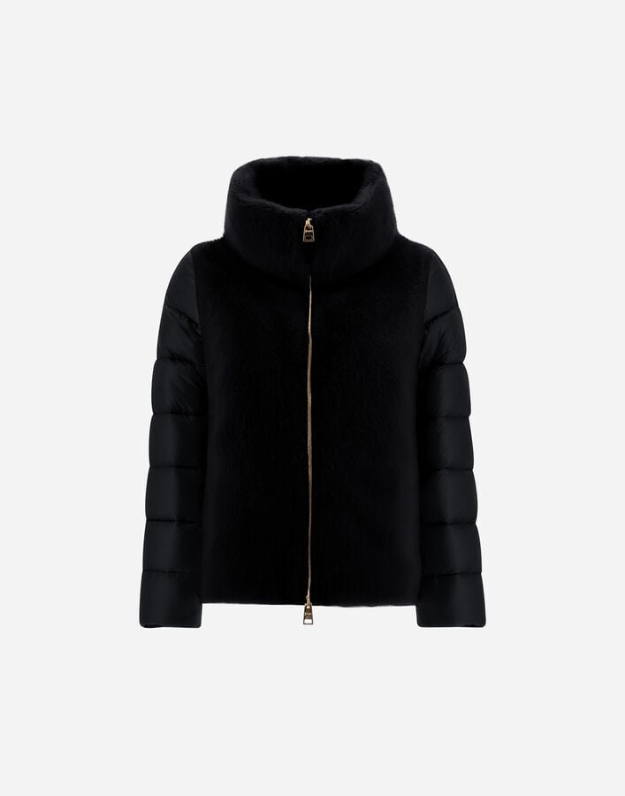 Herno CAPE IN NYLON ULTRALIGHT AND LADY ALTERNATIVE FUR Black PI002017D12017Z9300