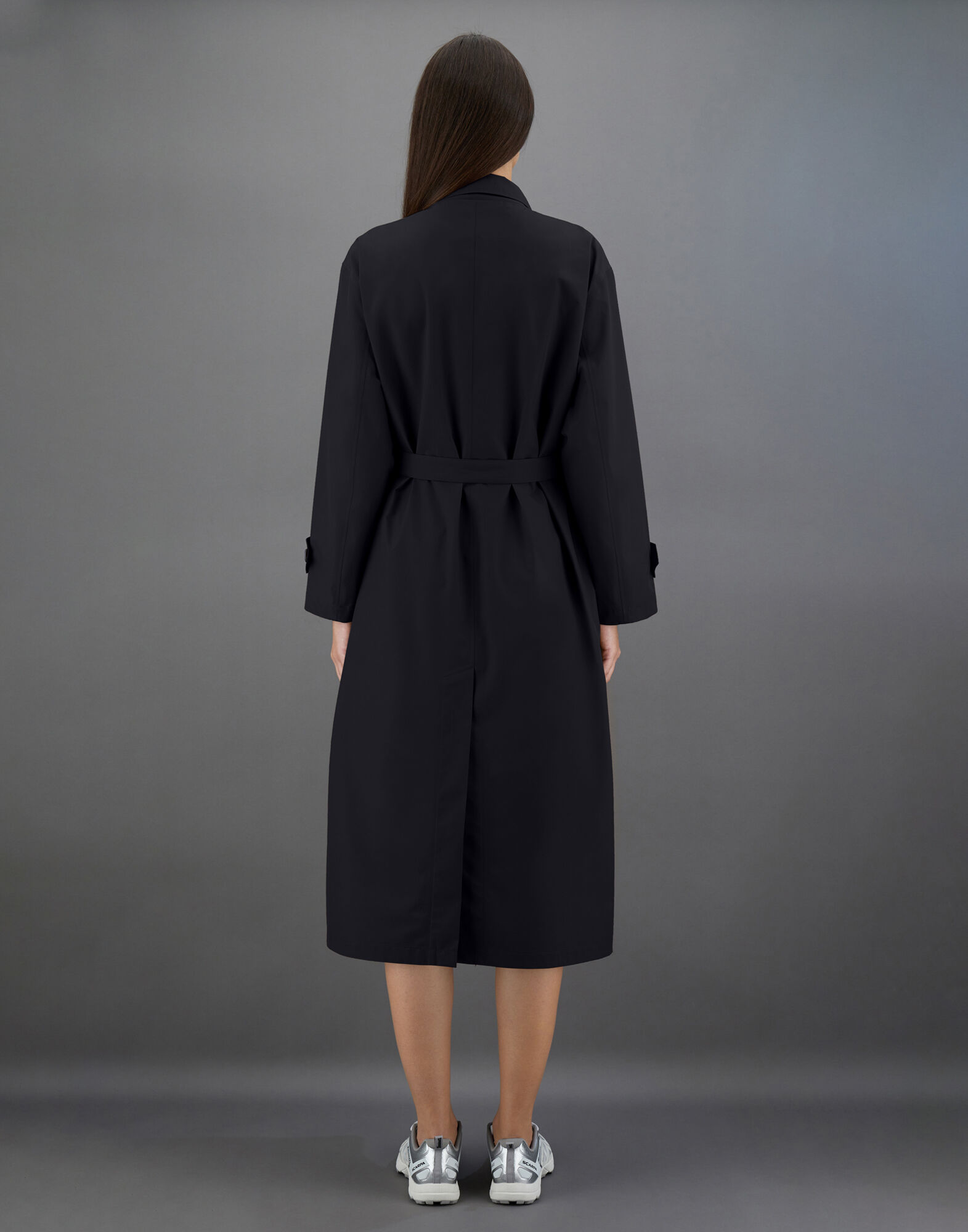 LAMINAR RAINCOAT IN GORE TEX PACLITE in Black for Women Herno