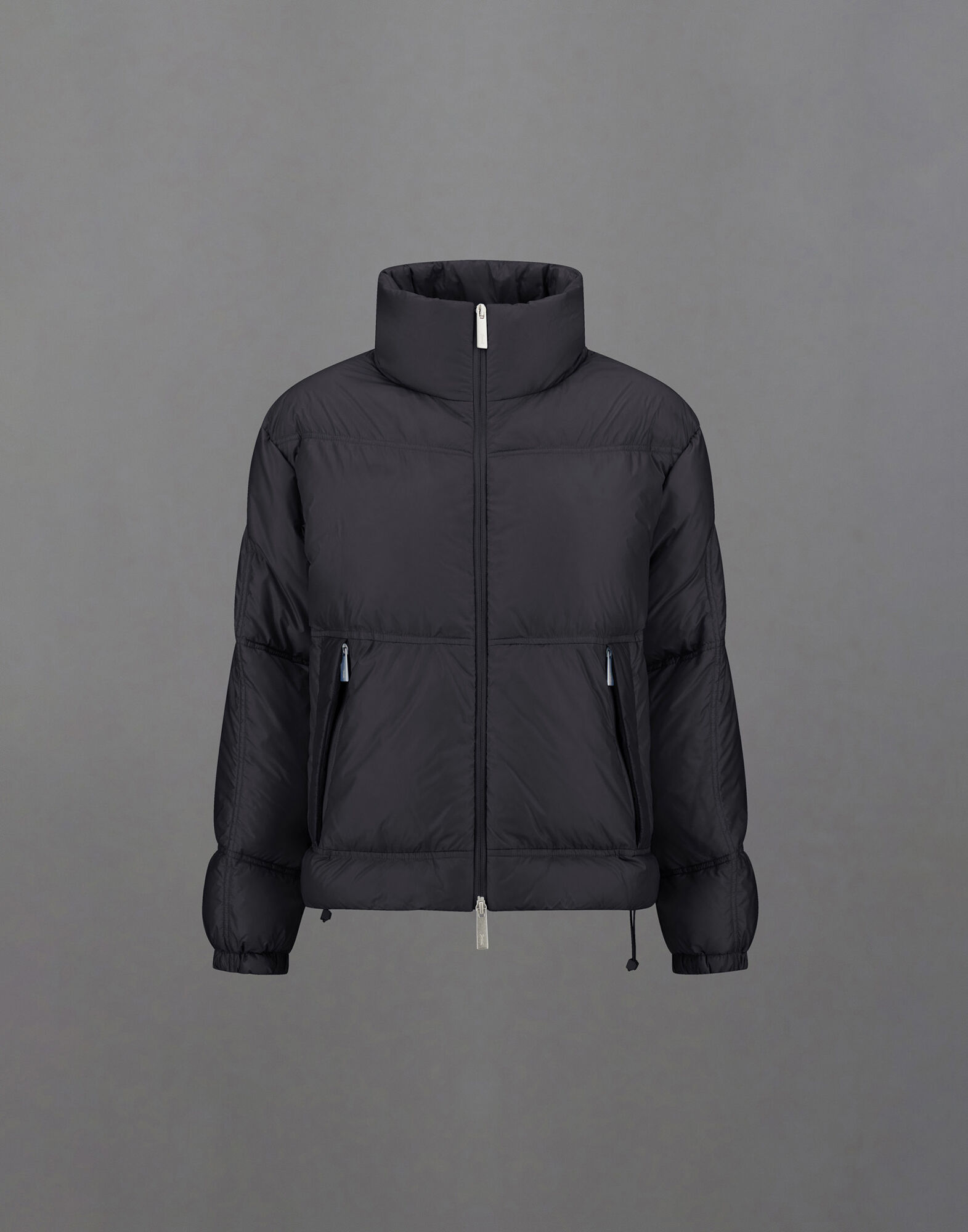 【ほぼ新品】HERNO Laminarストレッチマットナイロンフーデットブルゾン Laminar LIGHT MATT フーデッドブルゾン GI00117UL 12803｜HERNO 正規