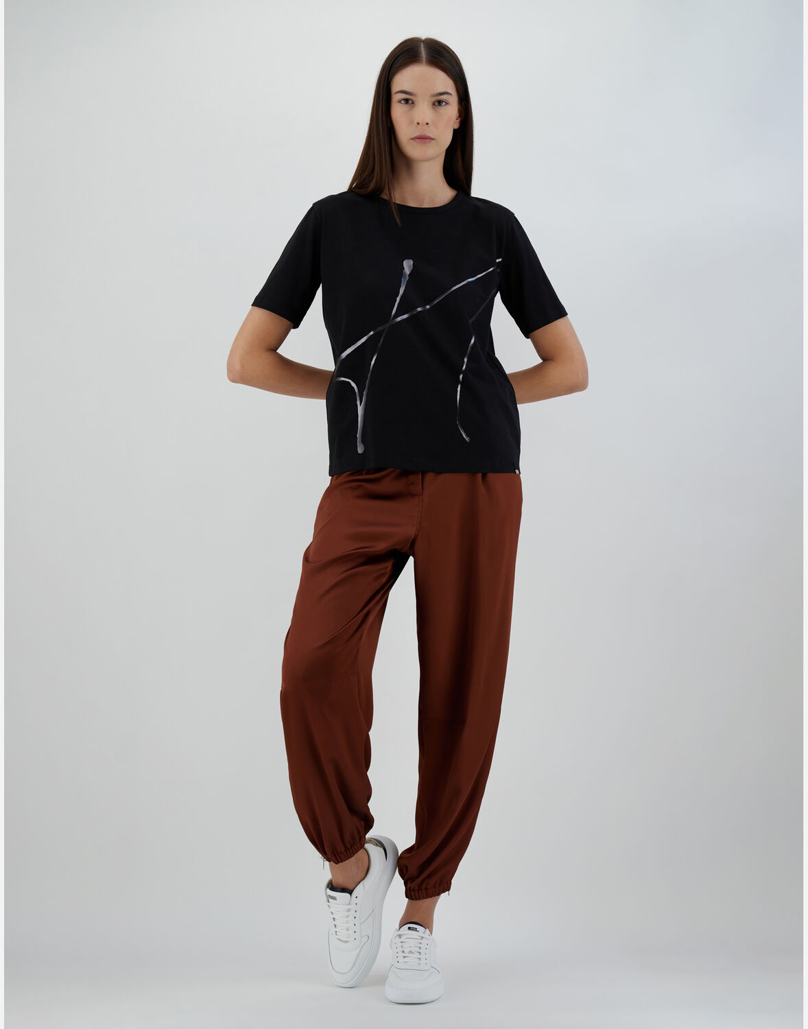 Herno Woman T-shirt Black Size 2 Cotton, Elastane, Polyester In Black
