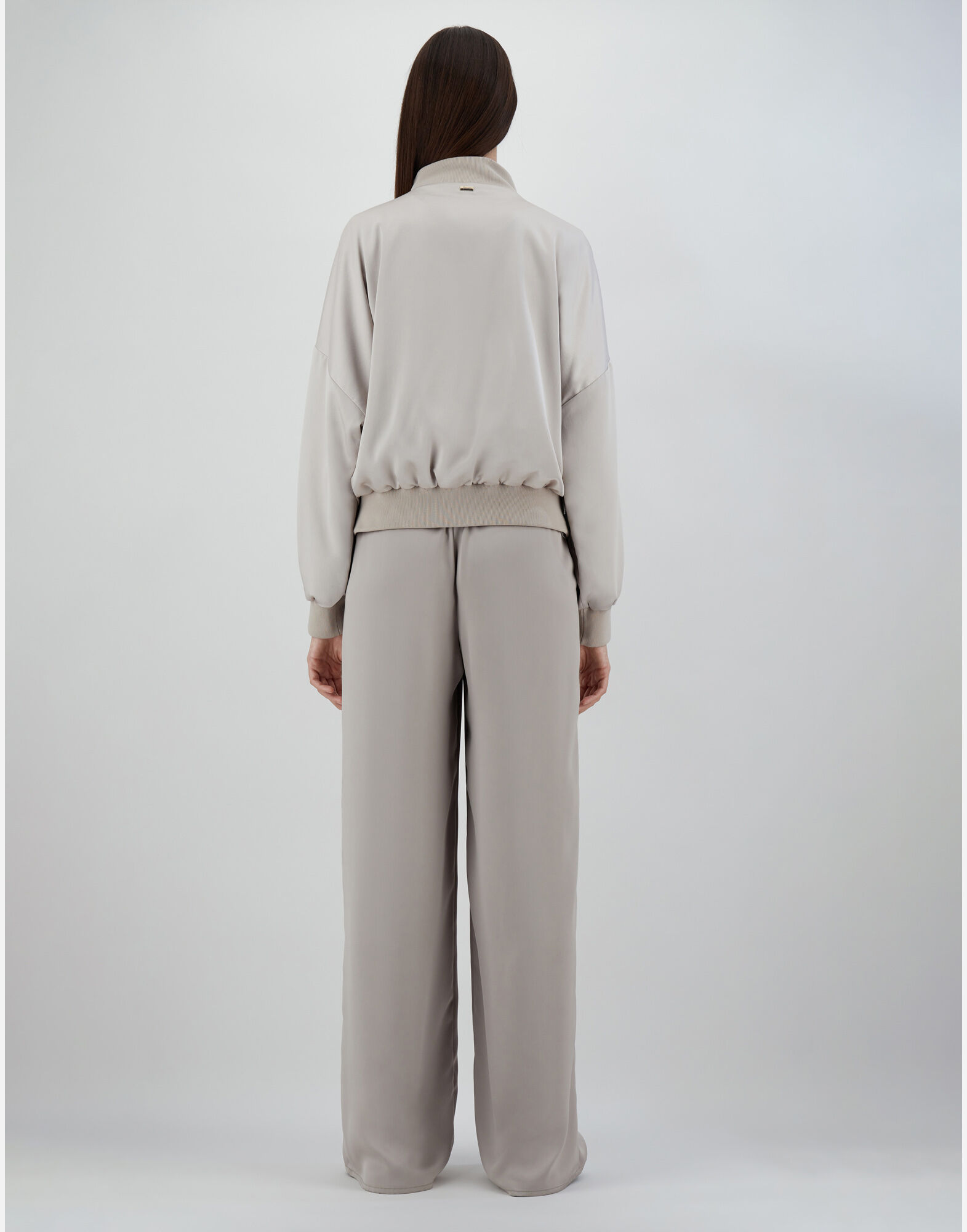 レディース LUXURY SATIN ボンバージャケット アイス/ベージュ