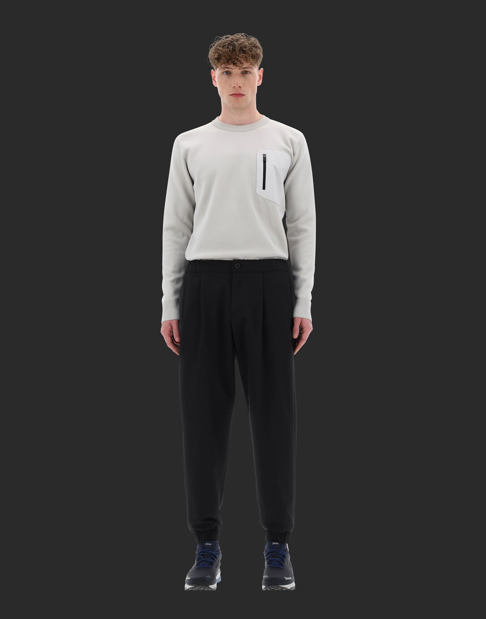HERNO メンズパンツ　M メンズ PANTALONE UOMO ブラック | Herno® (ヘルノ)
