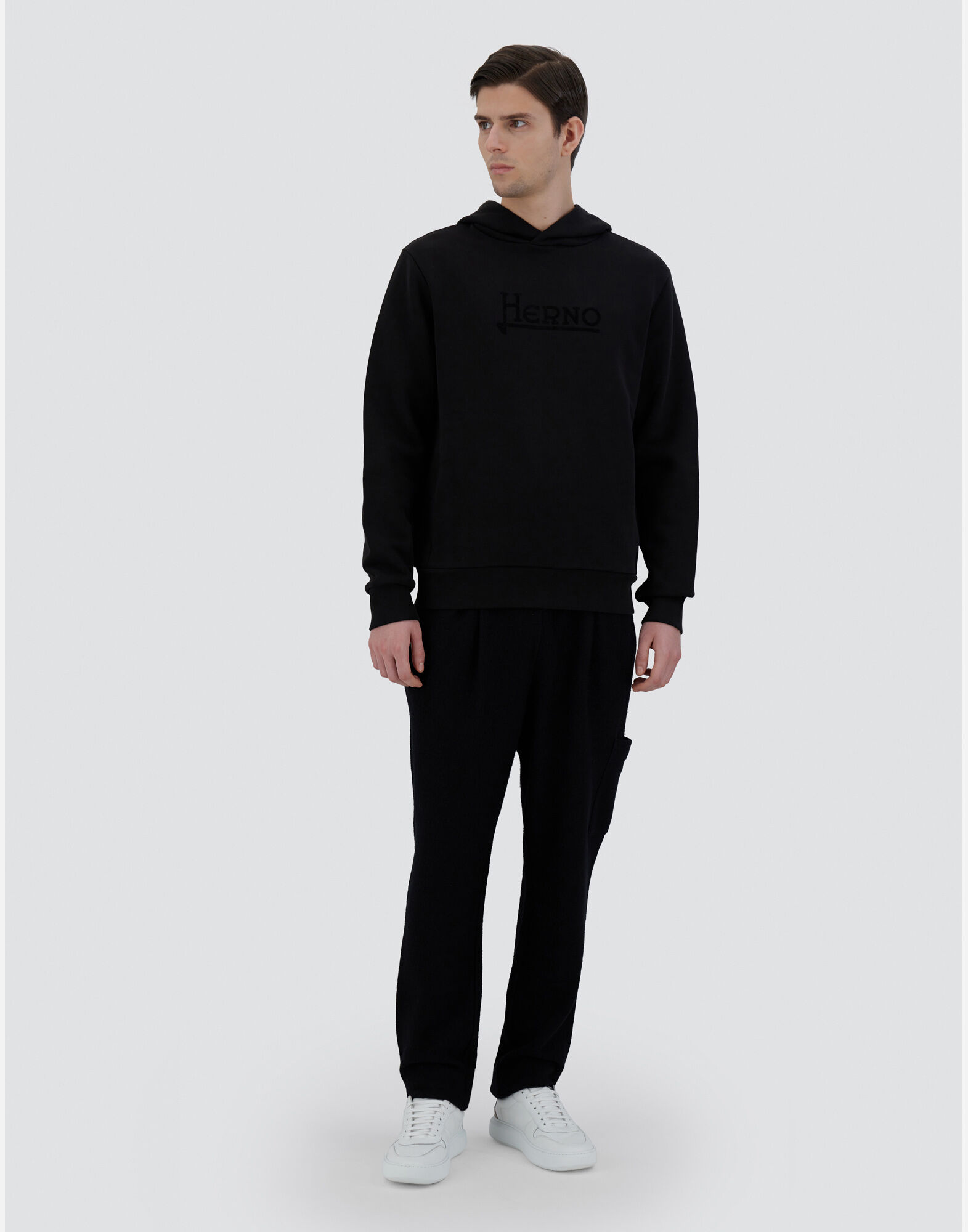 SWEATSHIRT MIT KAPUZE AUS HEAVY COTTON SWEATER in Schwarz fur Herren Herno