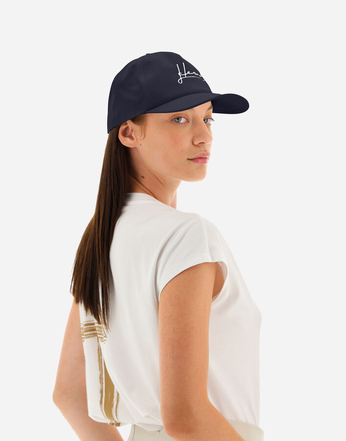 Page 2 Women's Herno® Clothing and Accessories Herno®