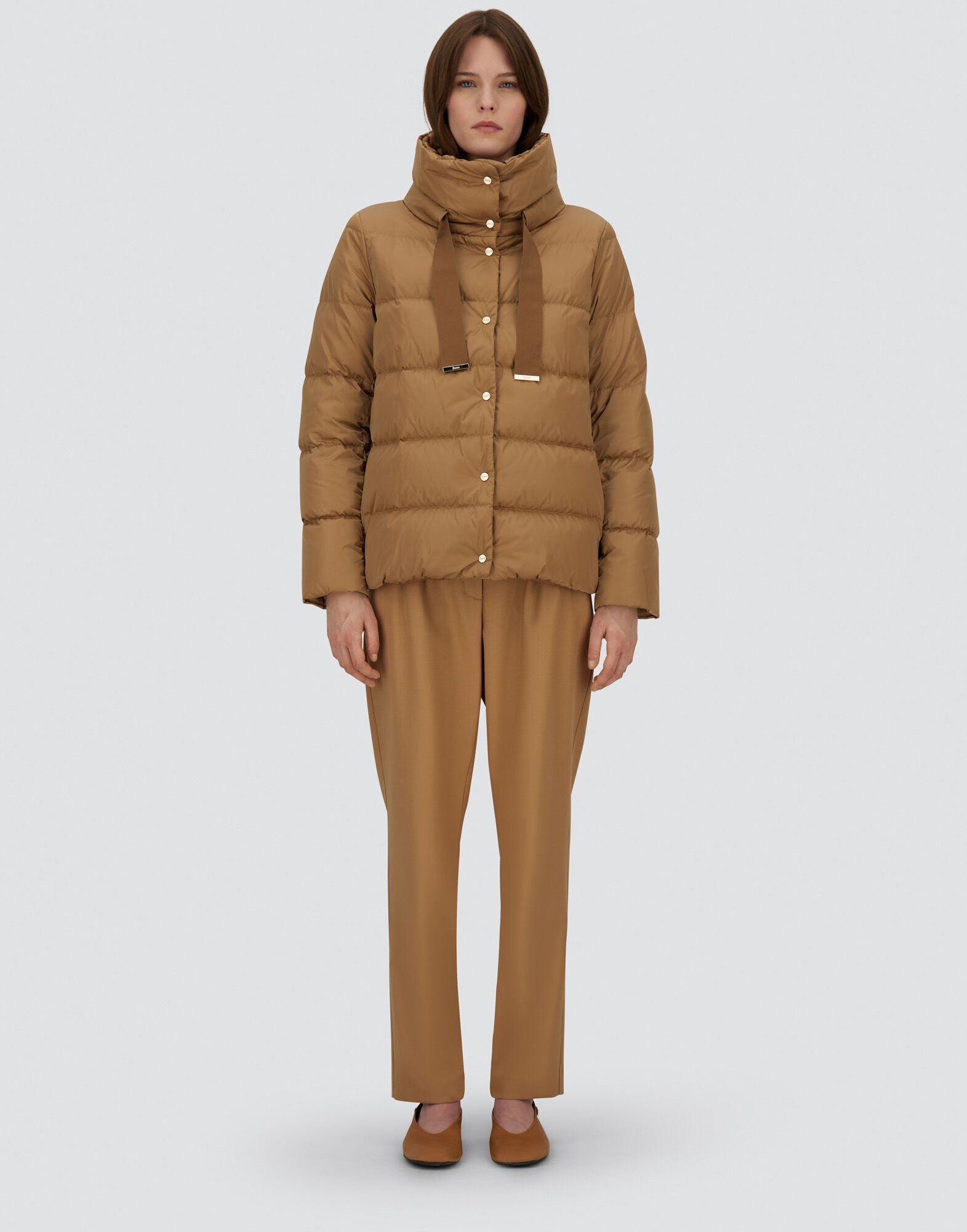 美品✨HERNO　ニットスリーブ付きケーブル編みダウンジャケット　ライトブラウン 楽天市場】HERNO ヘルノ ダウンジャケット NEW CITY GLAM PI001837D