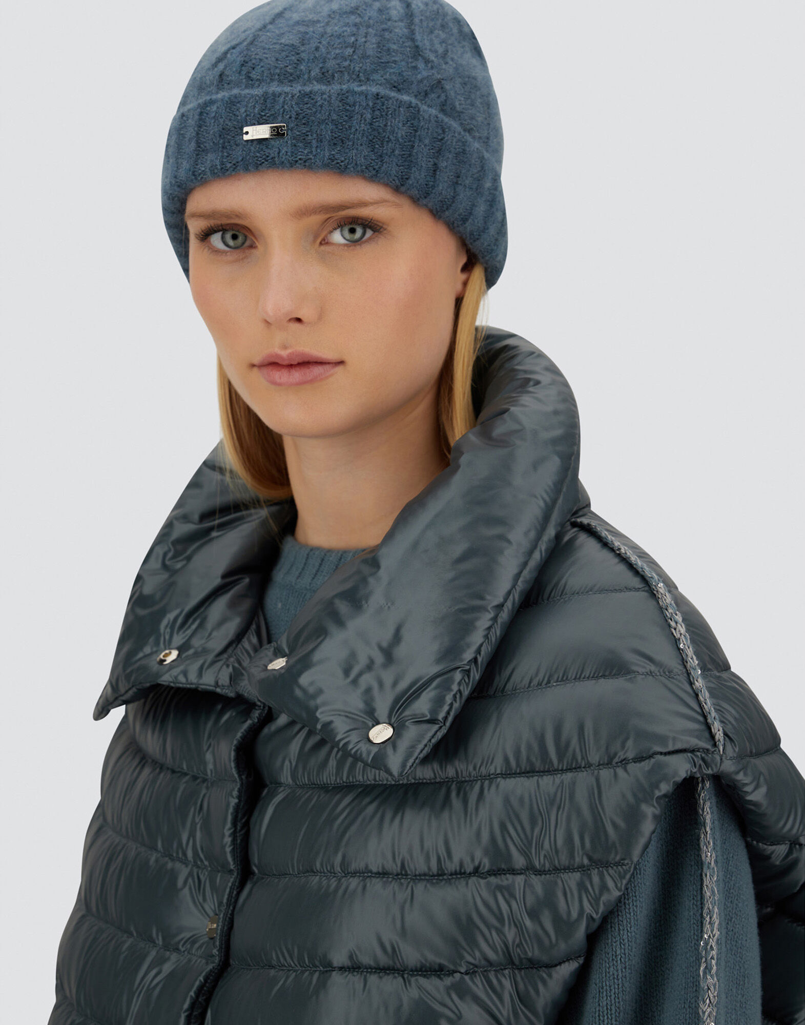 レディース リゾート ナイロンウルトラライト ベスト ミッドナイト