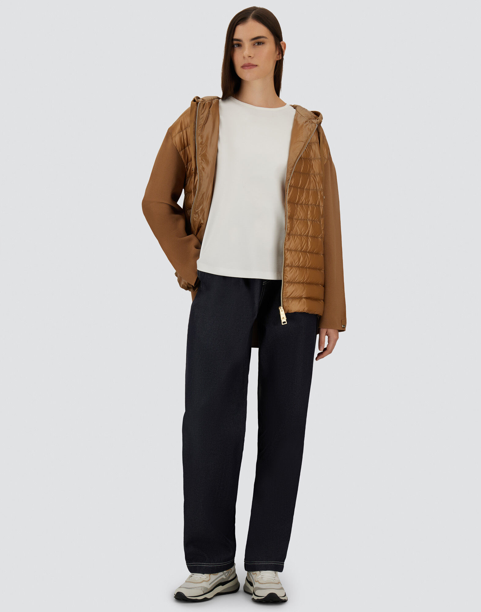 HOODED JACKET IN PURE COTTON AND NYLON ULTRALIGHT in Camel for