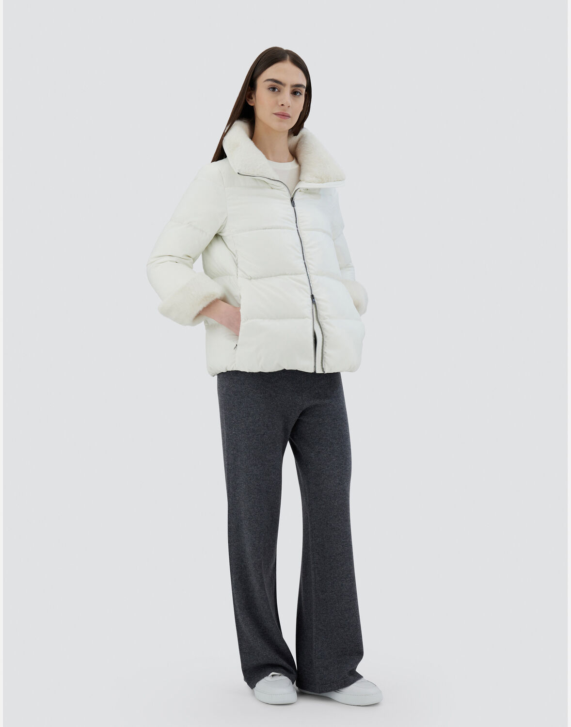 HERNO CAPE IN ARENDELLE AND NEW LADY FAUX FUR 