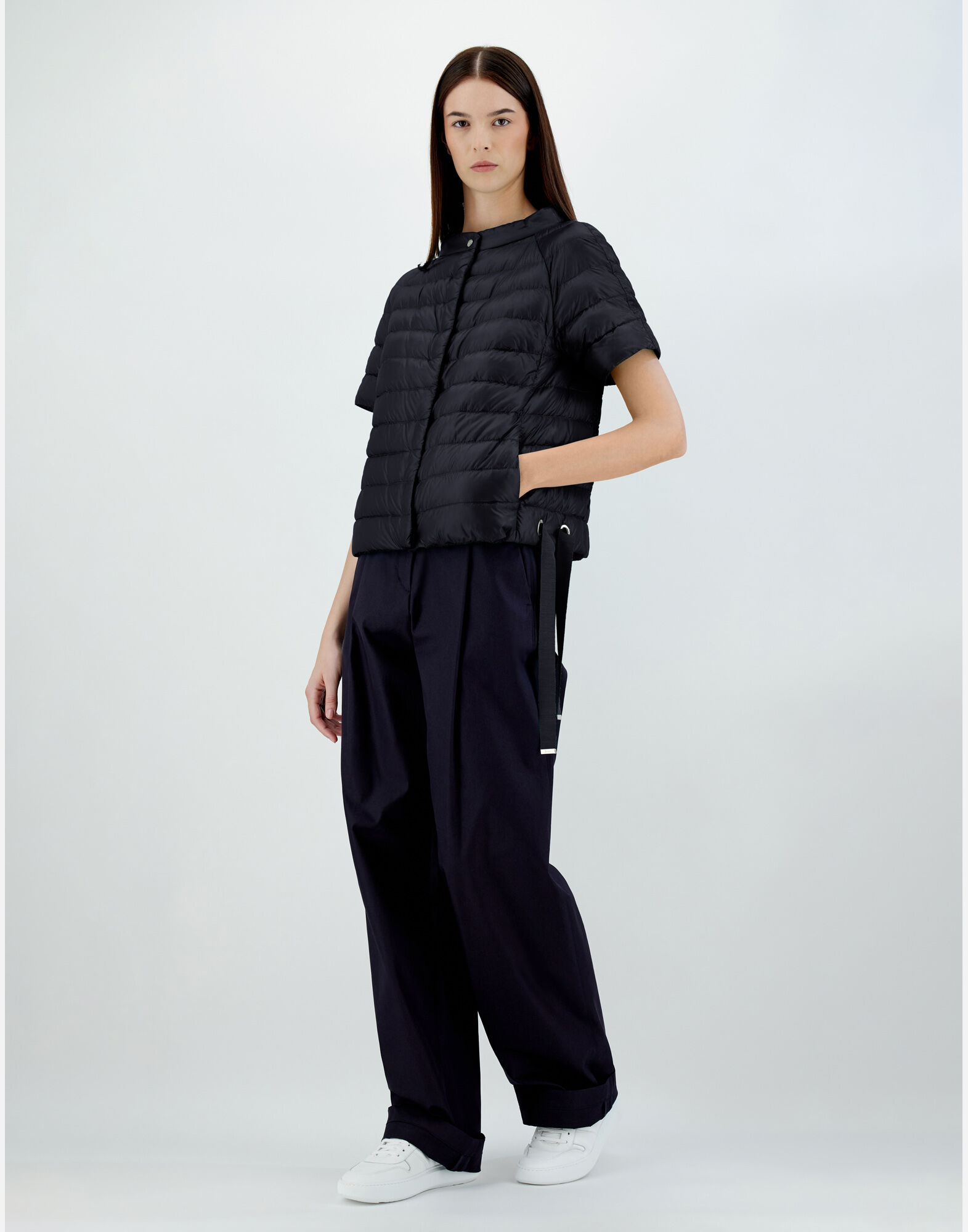 NYLON ULTRALIGHT CAPE JACKET in Black for Women Herno
