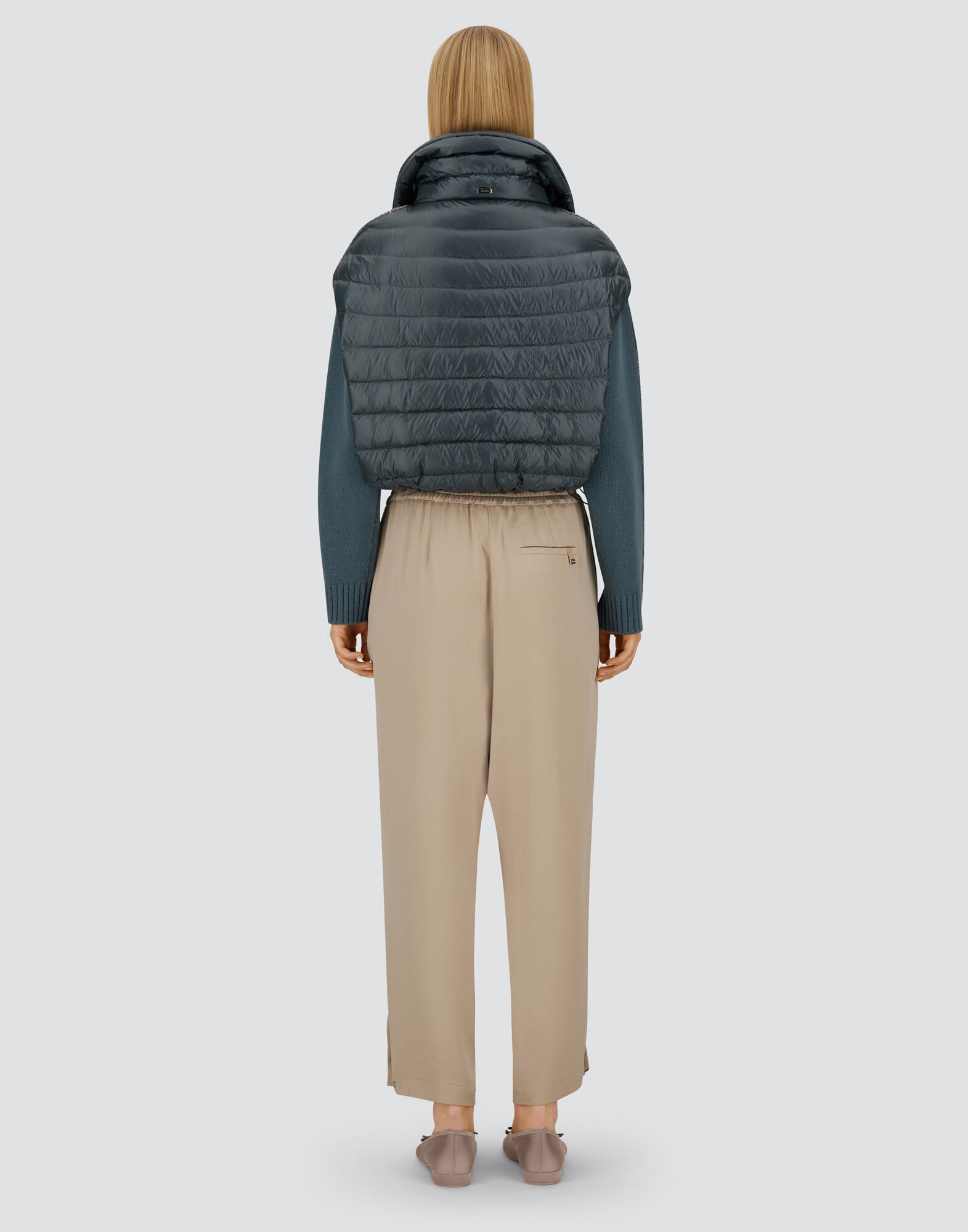 レディース リゾート ナイロンウルトラライト ベスト ミッドナイト