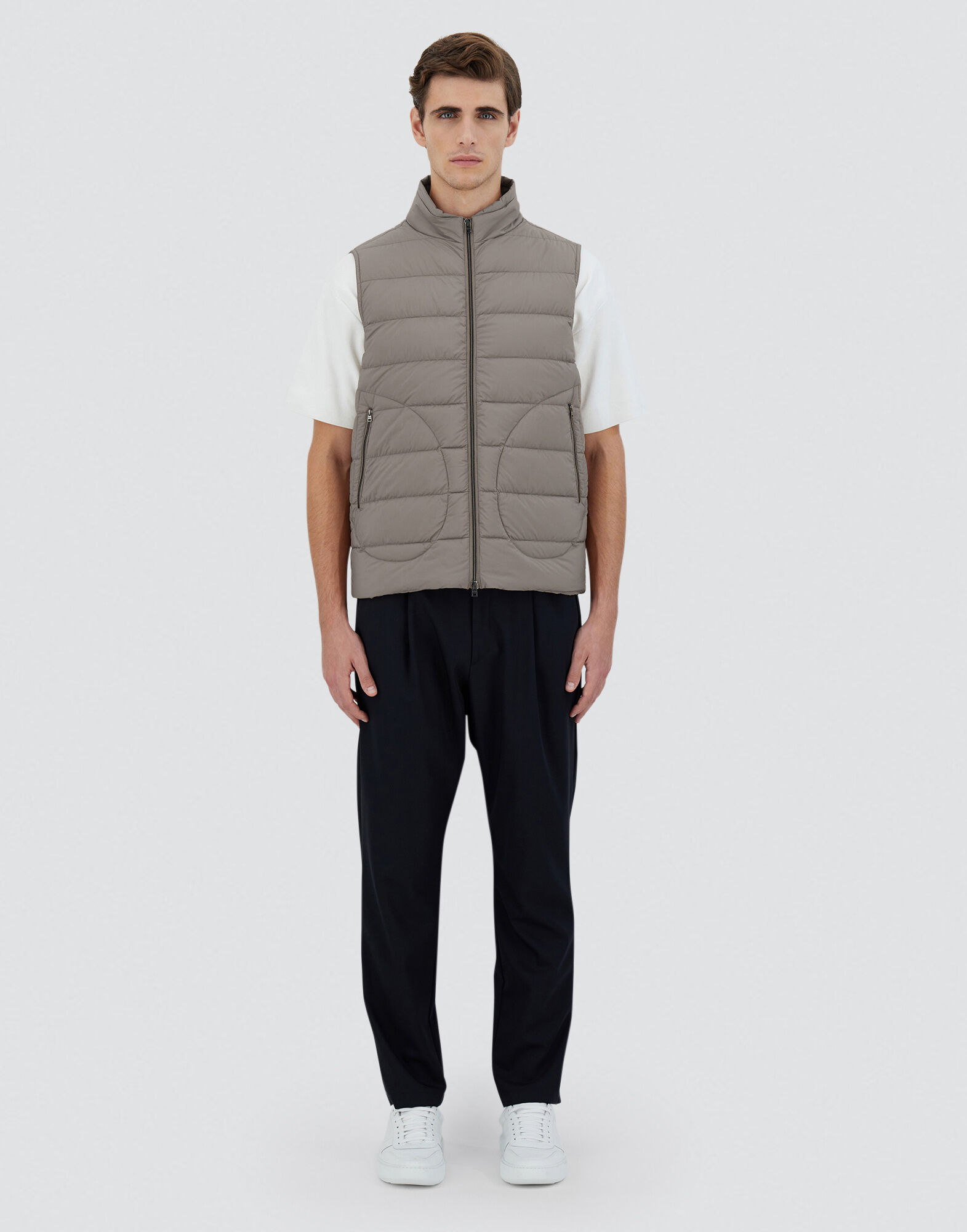 メンズ レジェンド イル ジレ ベスト グレージュ | Herno® (ヘルノ)