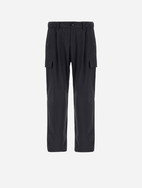 CARGOHOSE RESORT AUS ELASTISCHEM NYLON MIT MÉLANGE-EFFEKT