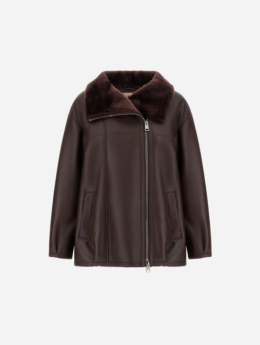 JACKE AUS SHEARLING