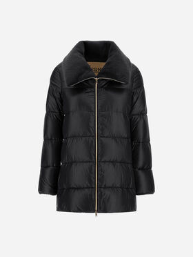 VESTE TRAPÈZE EN NYLON ULTRALIGHT ET LADY ALTERNATIVE FUR