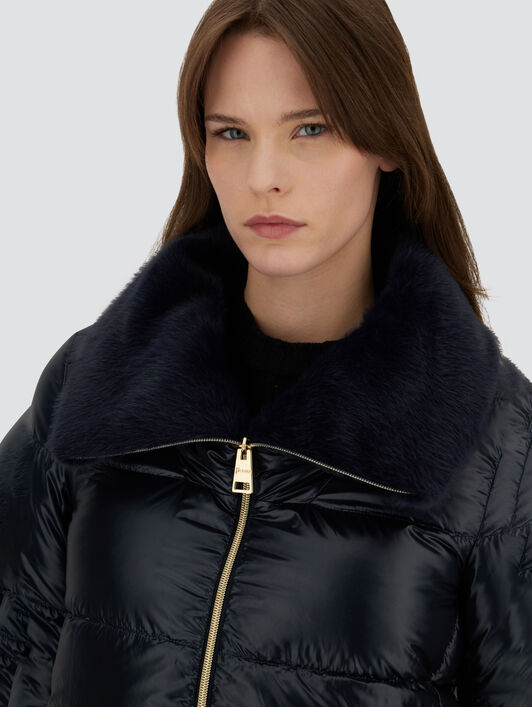 VESTE EN NYLON ULTRALIGHT ET LADY ALTERNATIVE FUR