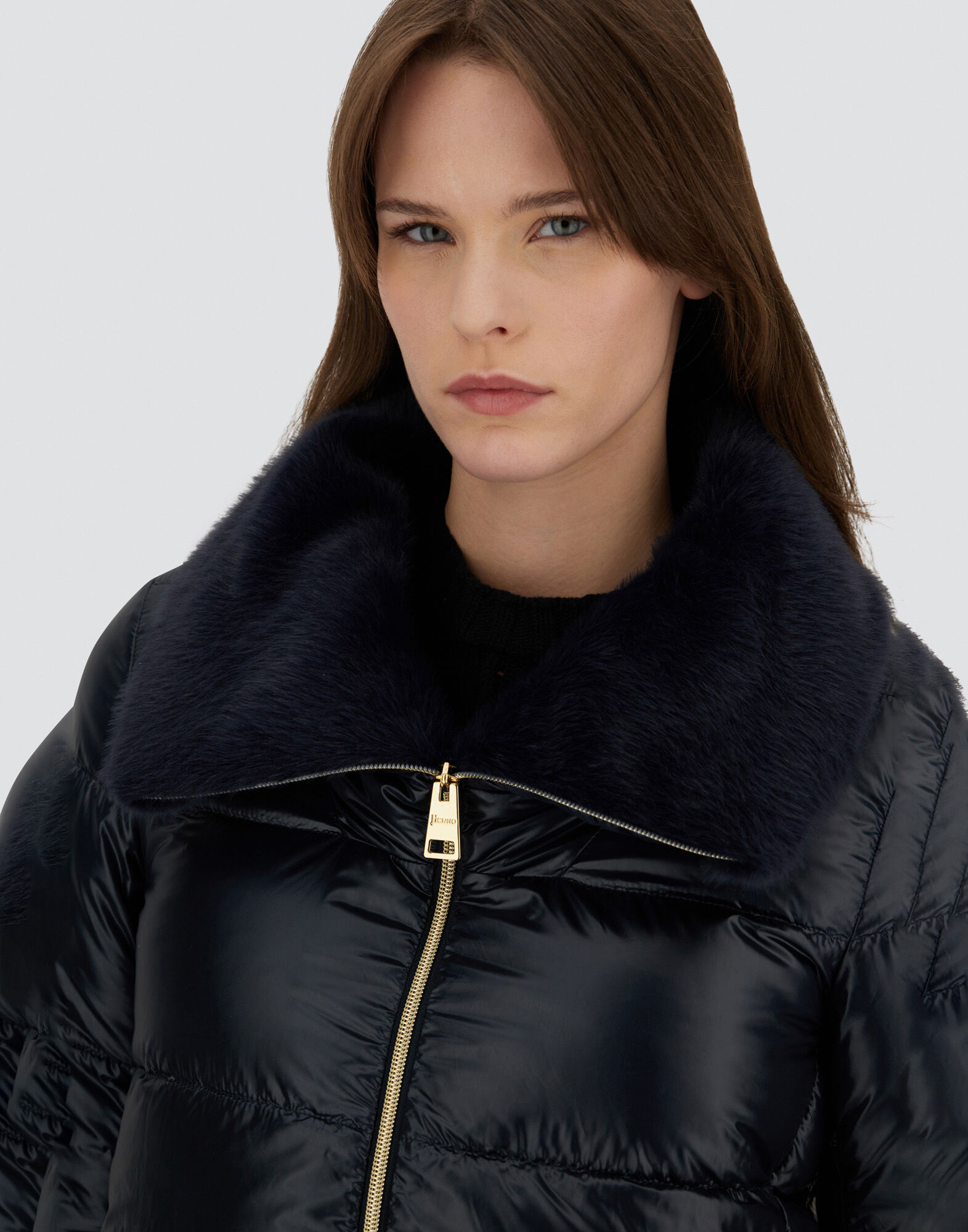 VESTE EN NYLON ULTRALIGHT ET LADY ALTERNATIVE FUR