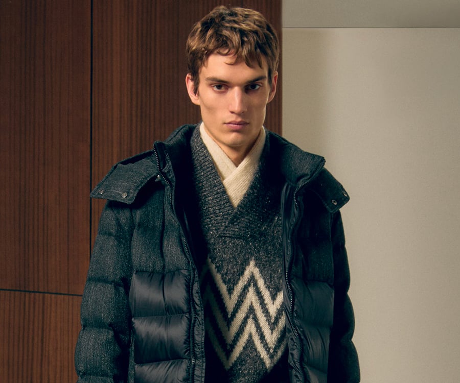 HERNO トレーナー　ワンポイントマーク　Mサイズ　裏起毛！！コートに◎ ウィメンズウェア&アクセサリー | Herno® 公式eショップ