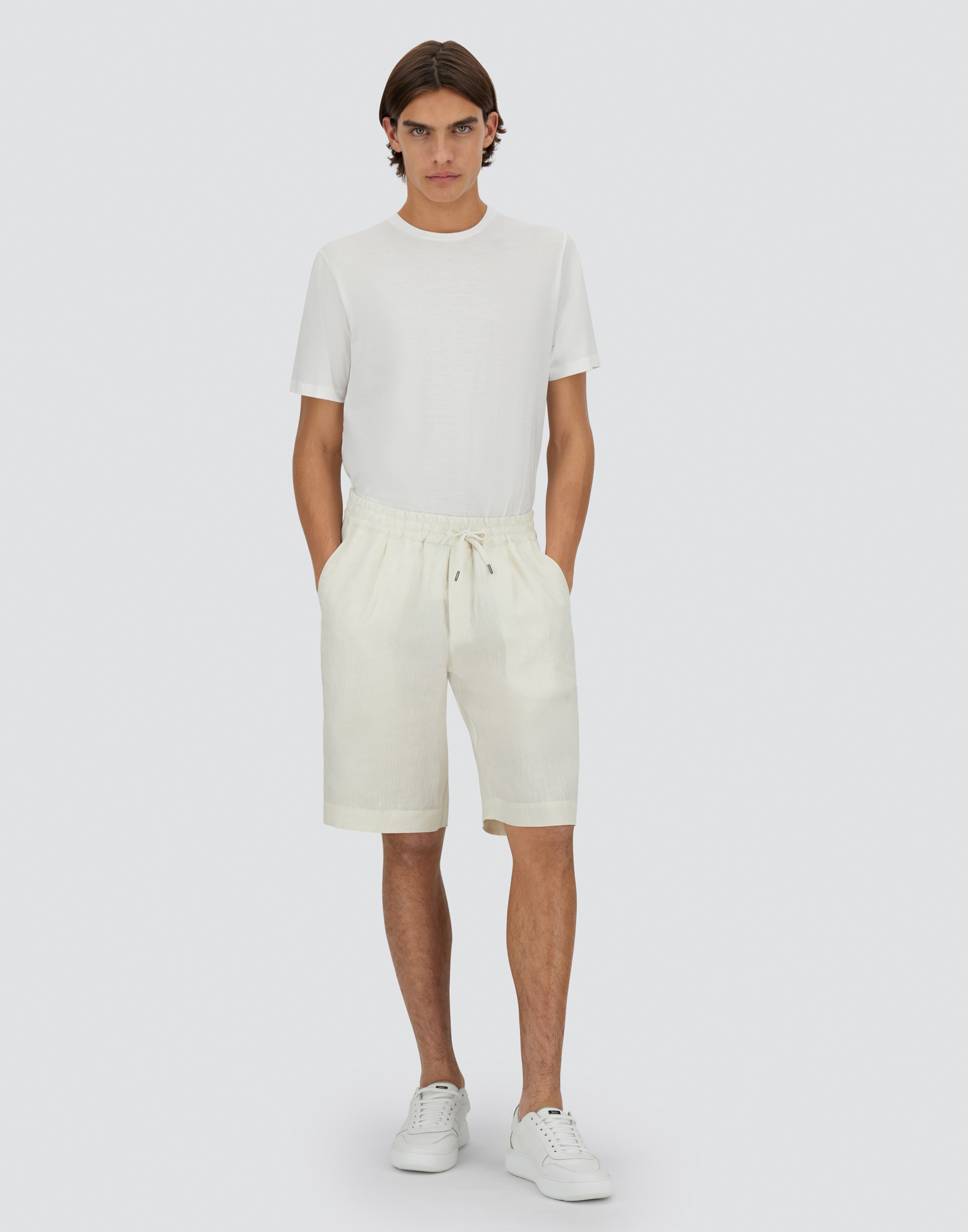 Herno Summer Linen Shorts In Chantilly