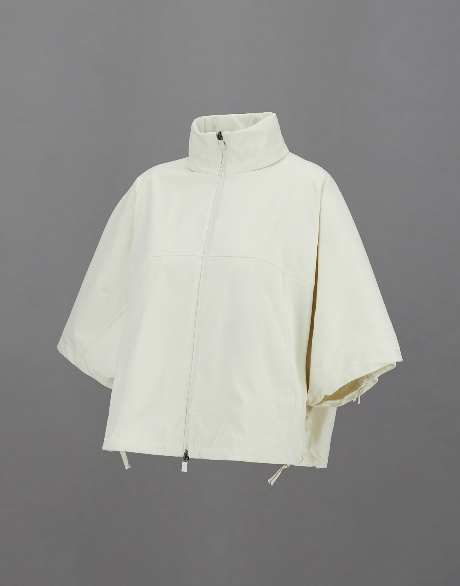 Herno Laminar Poncho In Organic-tech Feel And Extralight Stretch In Cream