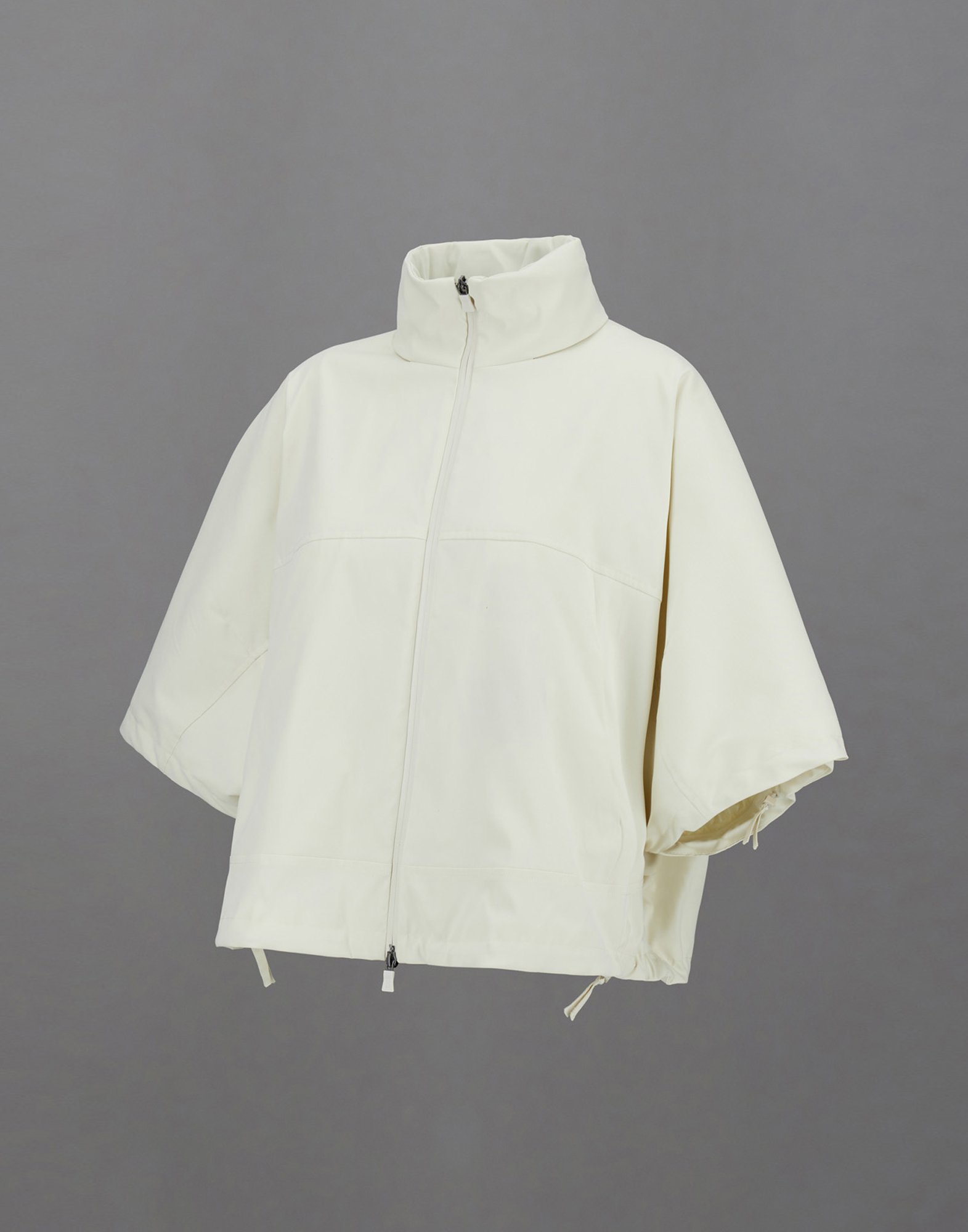 Herno Laminar Poncho In Organic-tech Feel And Extralight Stretch In Cream
