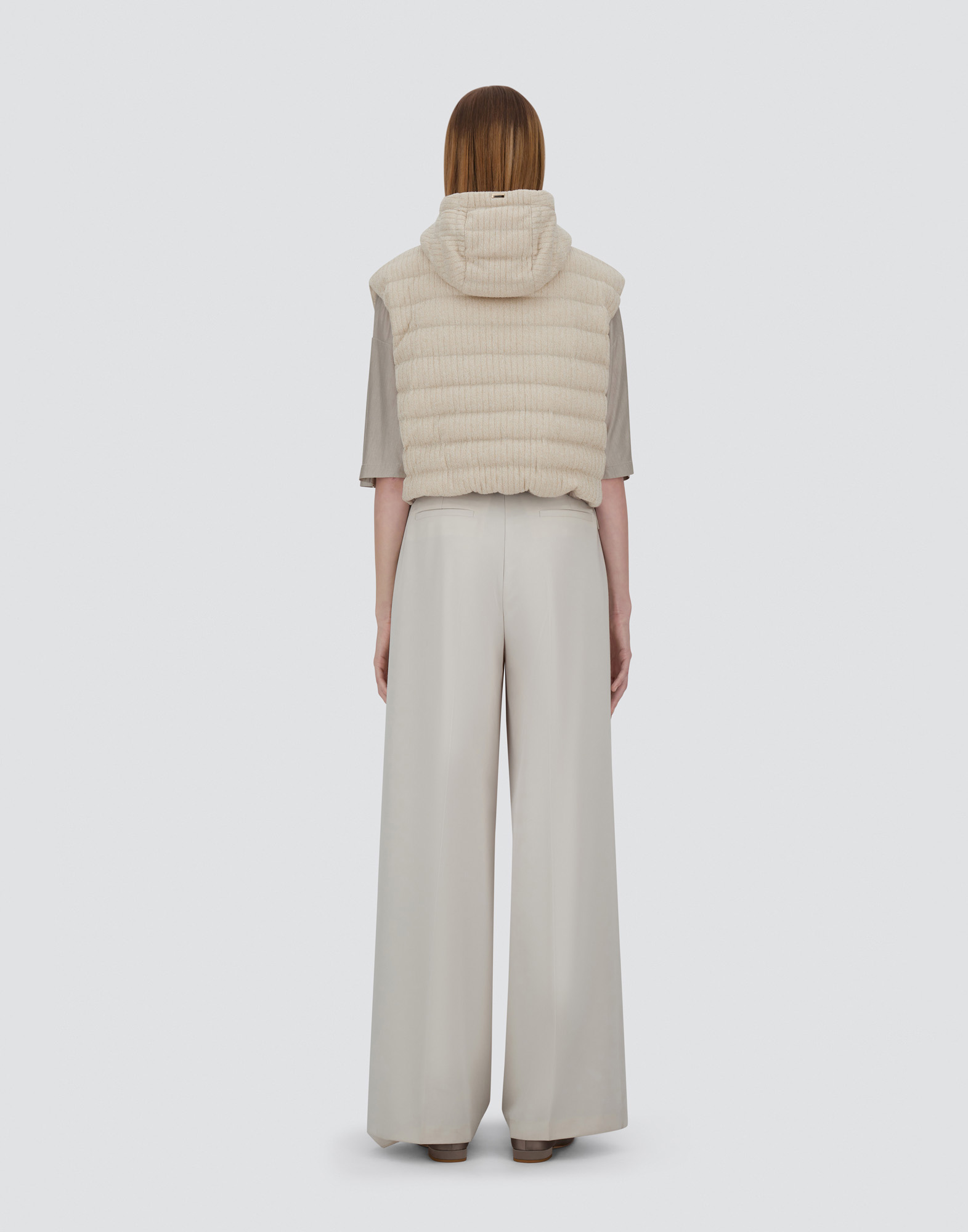 Herno Vest In Shiny Ribbed Knit In Chantilly