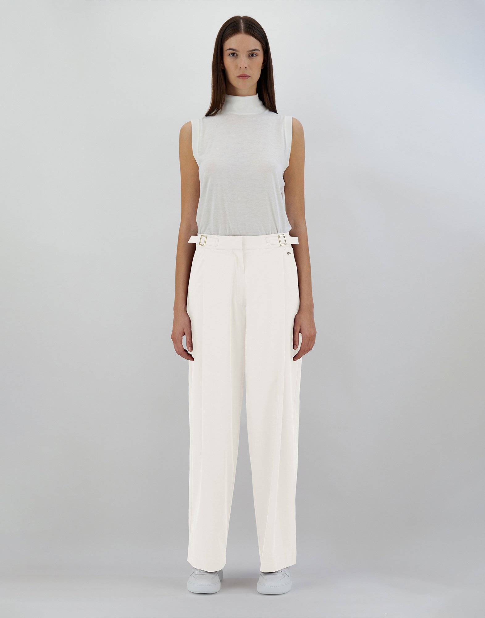 Herno Structures Nylon Trousers In White