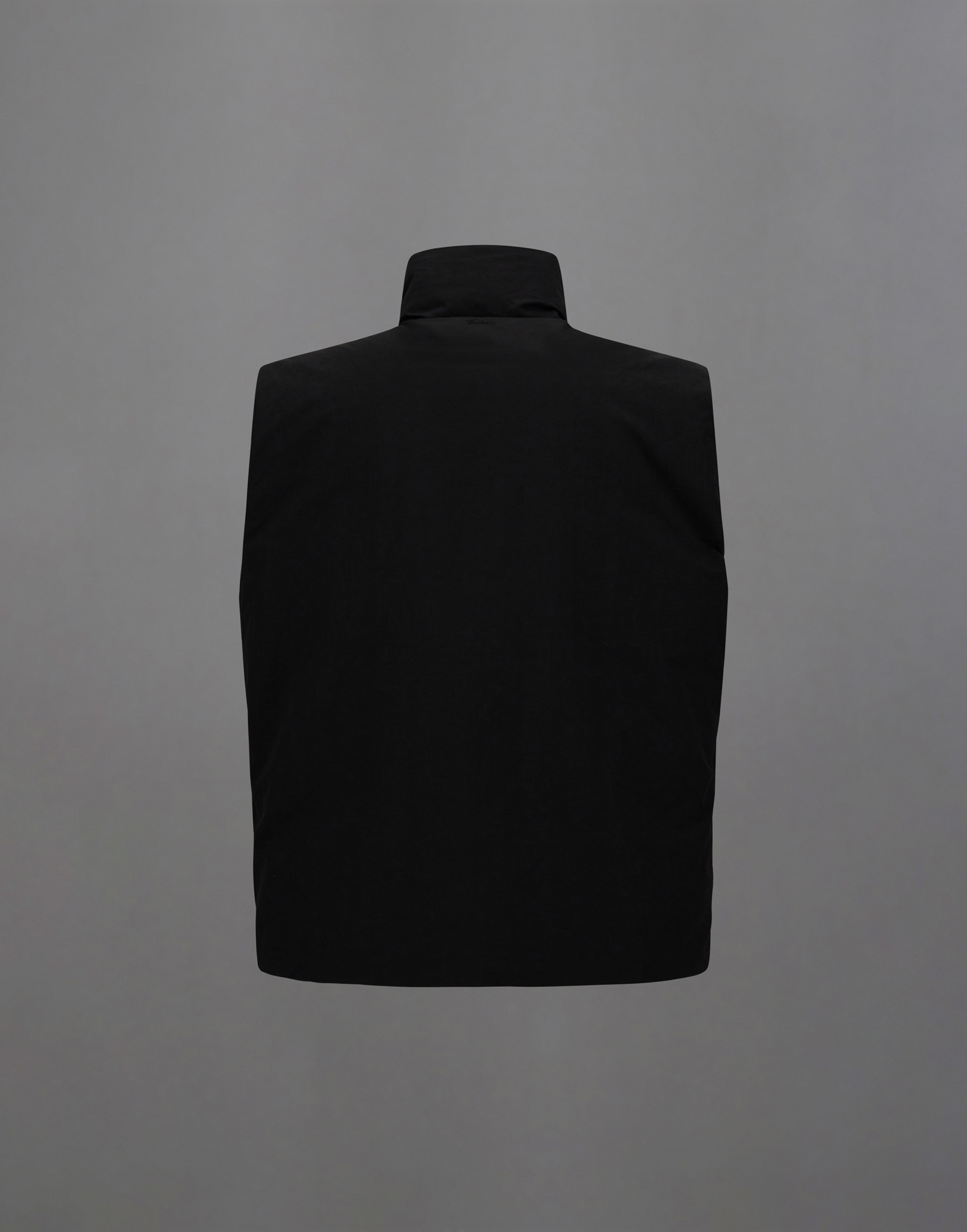 Herno Laminar Vest In Crinkle Metallic In Black