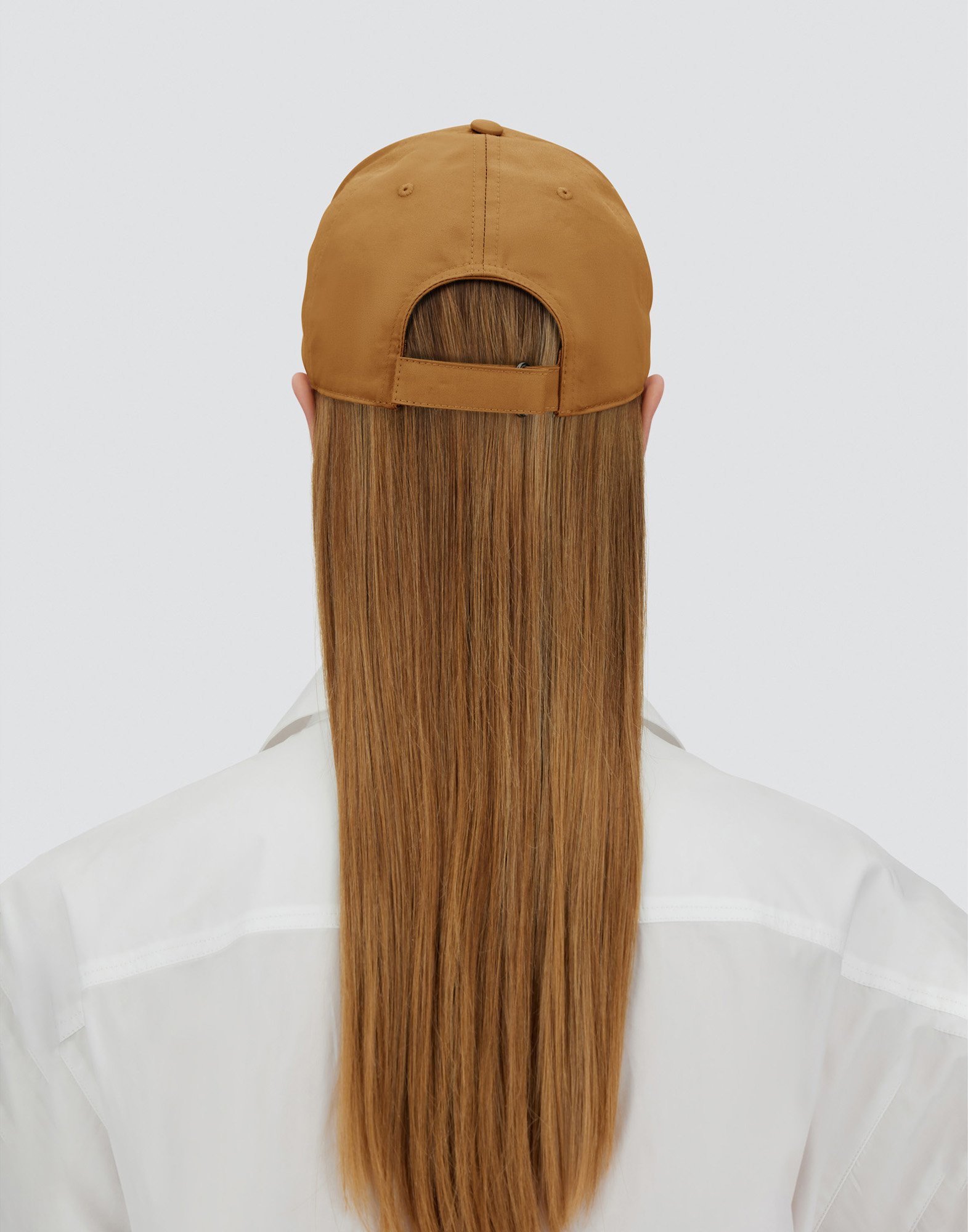 Herno Delon Baseball Cap In Camel