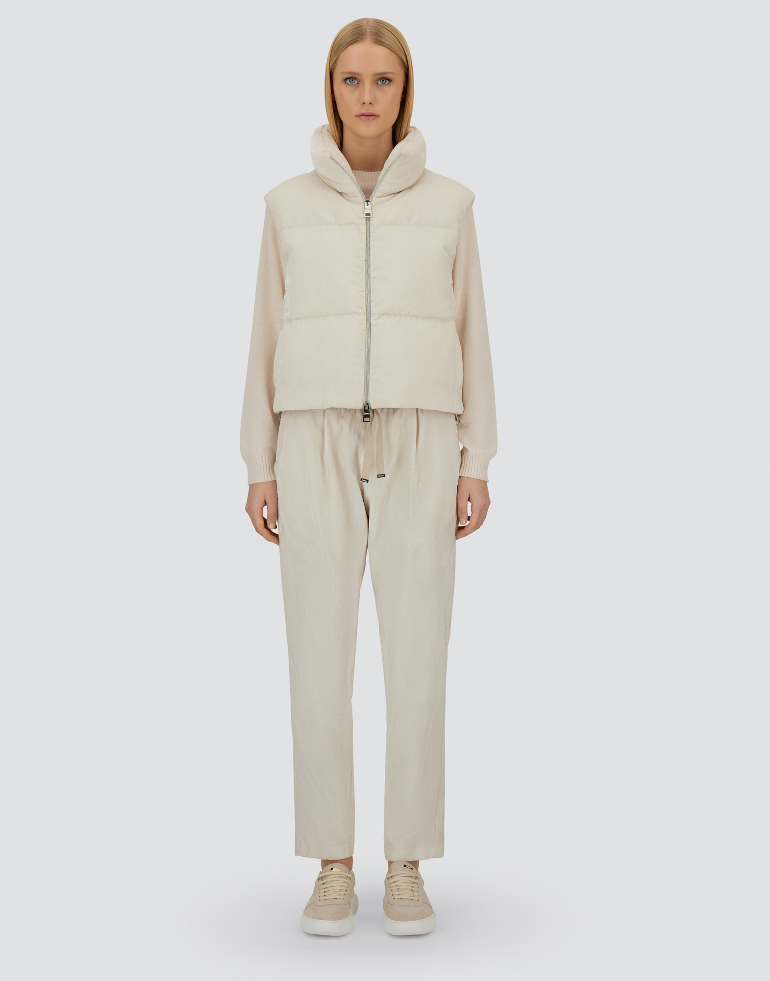 Herno Resort Trousers In Bright Corduroy