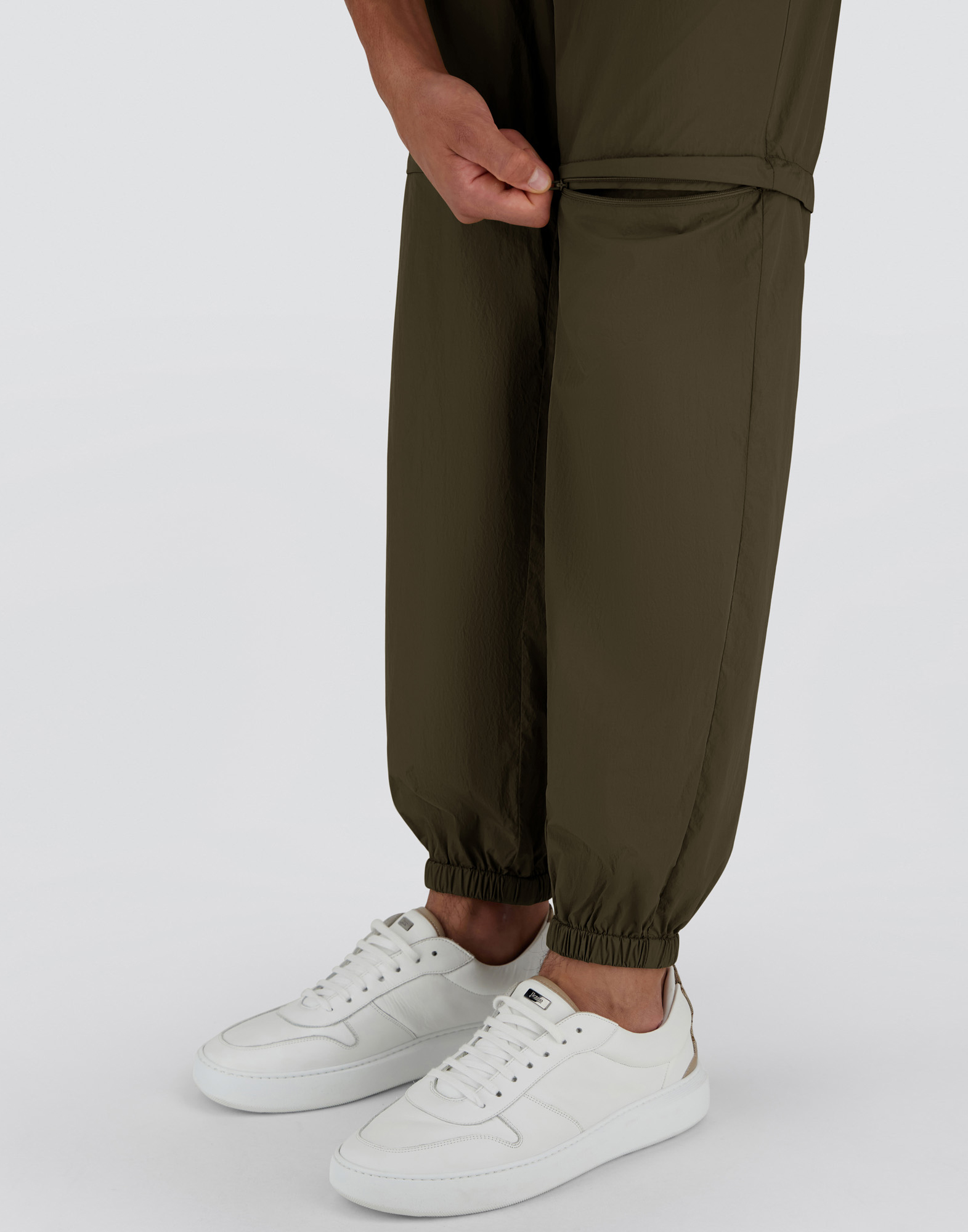 HERNO TROUSERS IN ULTRALIGHT CREASE 