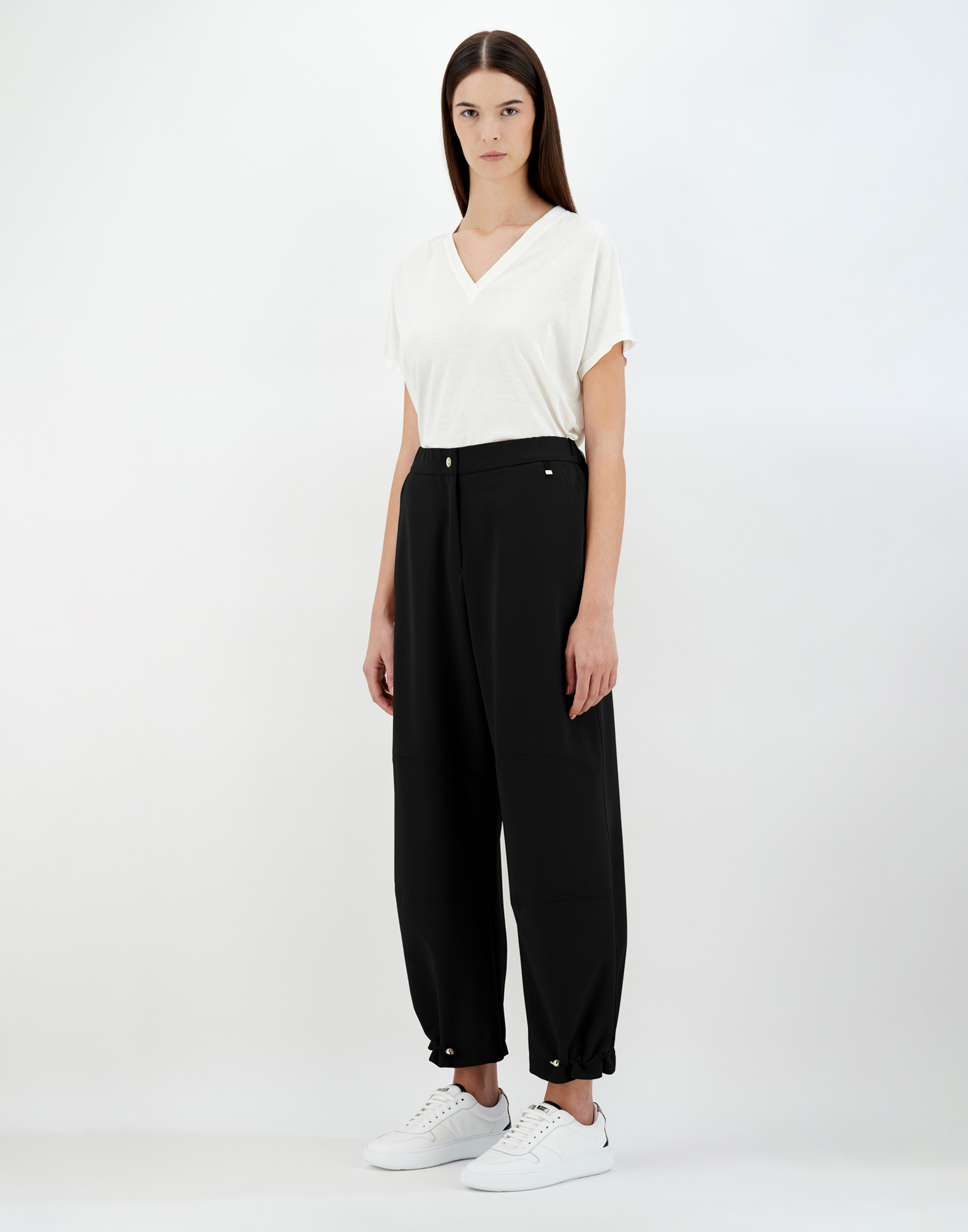 Herno Viscose Effect Trousers In Black