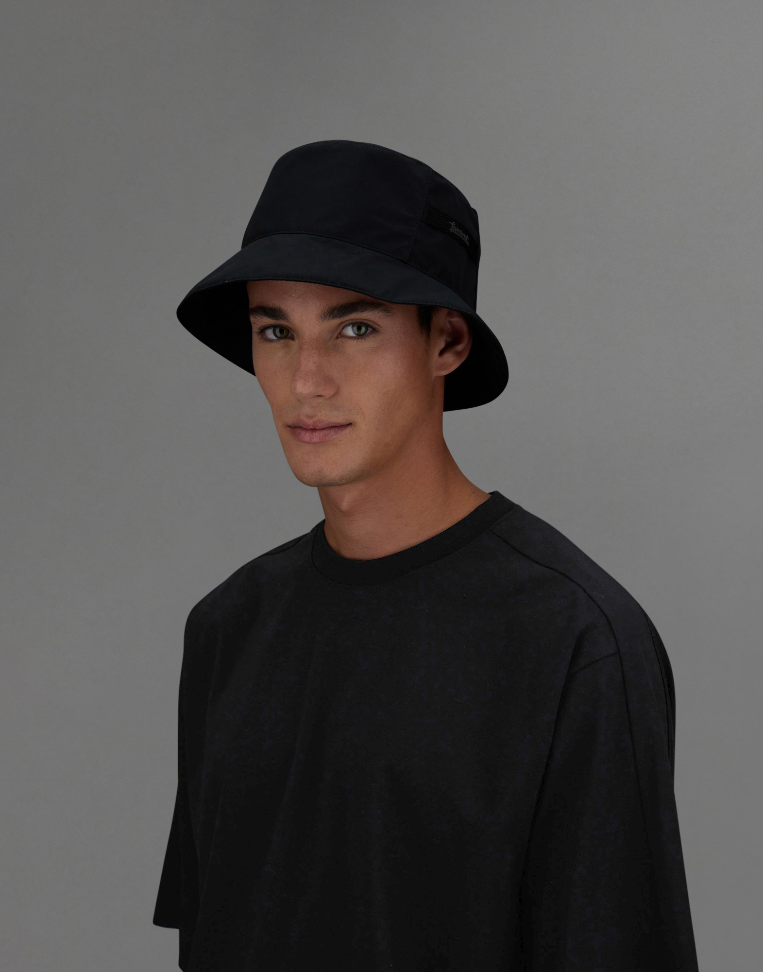 Herno Laminar Bucket Hat In 3l Gore-tex In Black