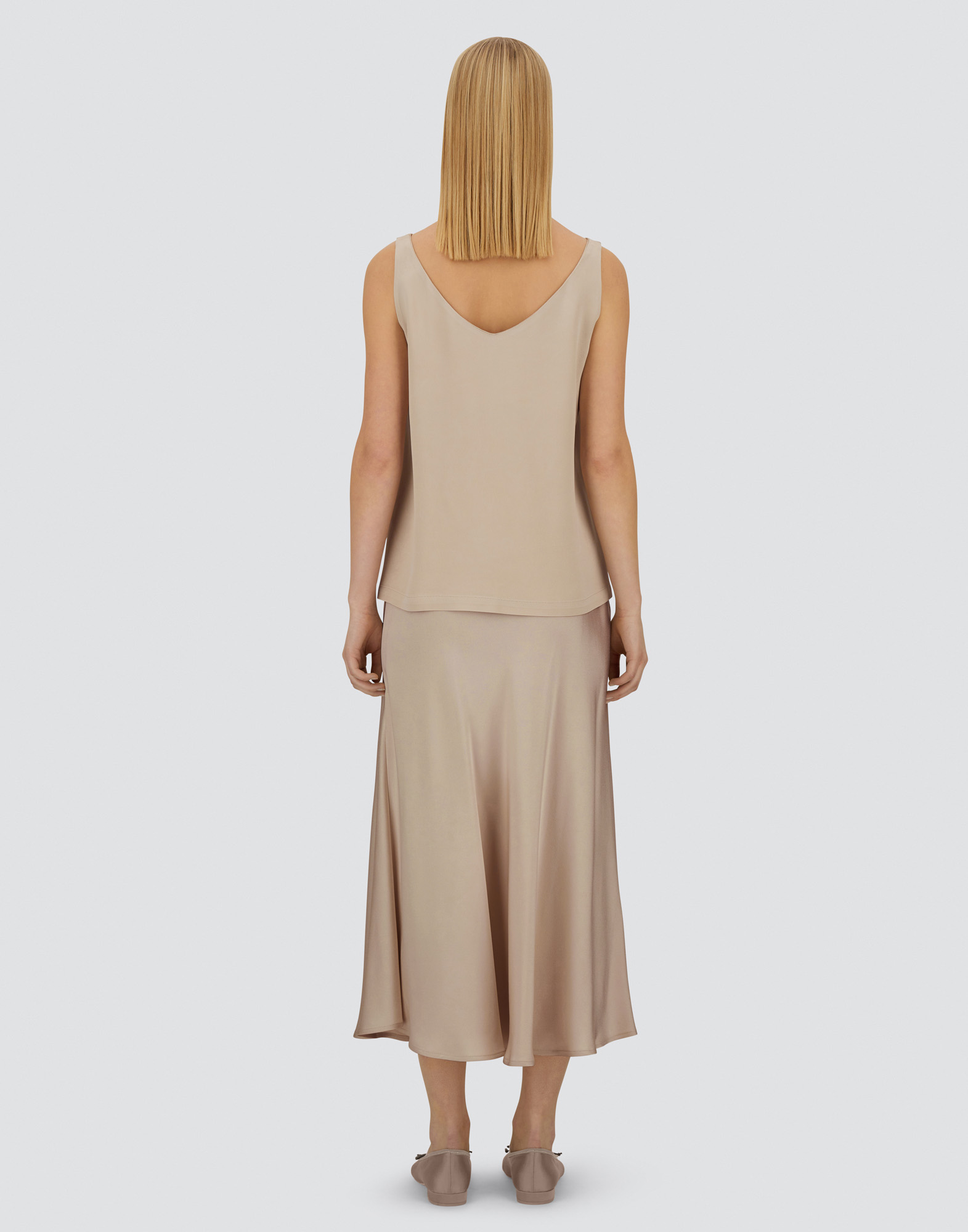 Herno Resort Top In Envers Satin In Neutral