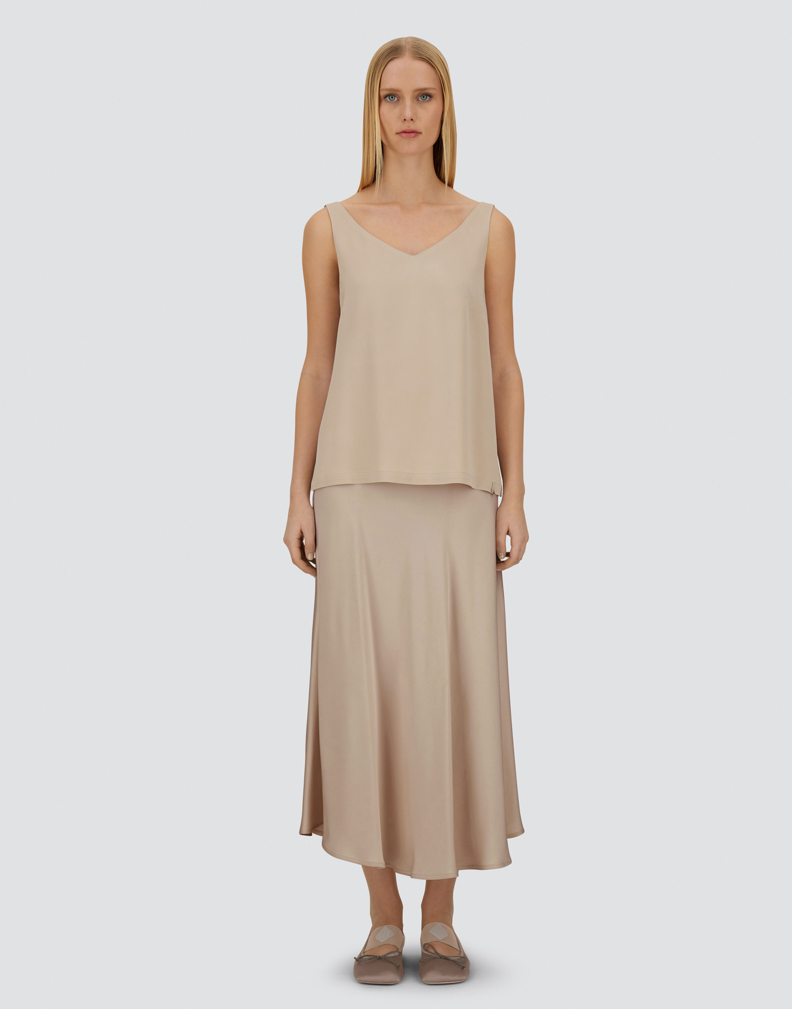 Herno Resort Top In Envers Satin In Neutral