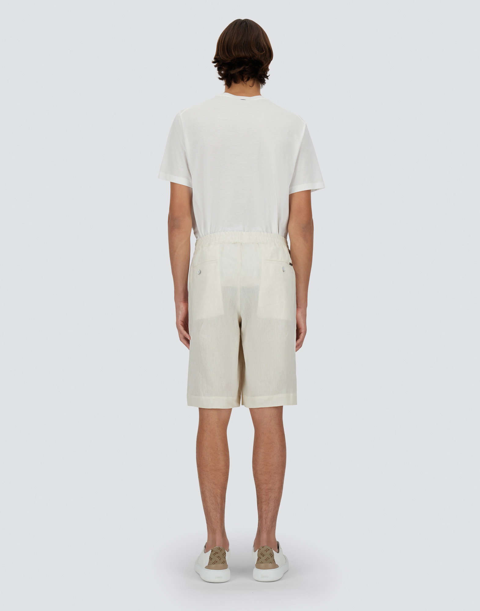 Herno Summer Linen Shorts In Chantilly