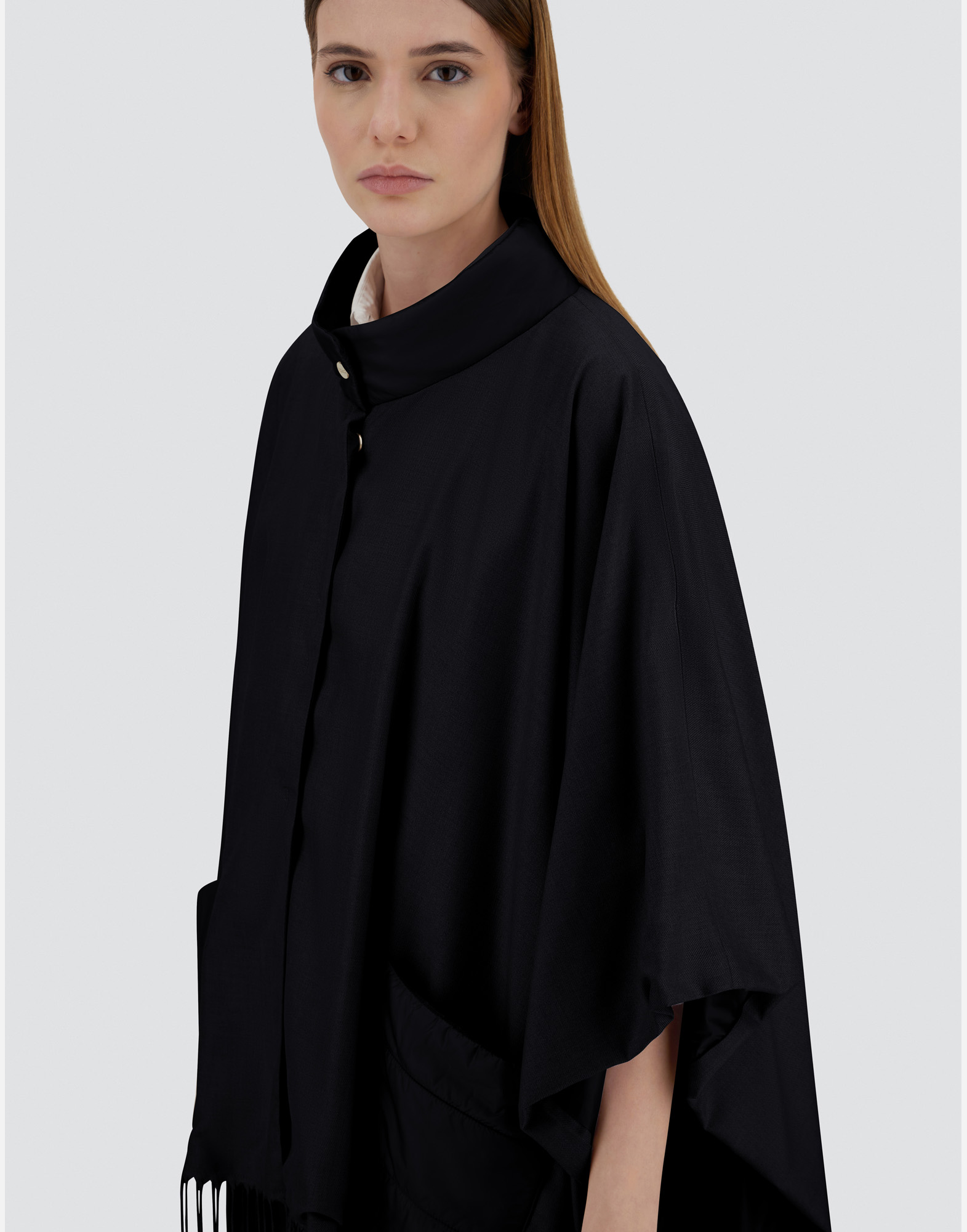 Herno Poncho In Summer Silk And Nylon Ultralight In Black