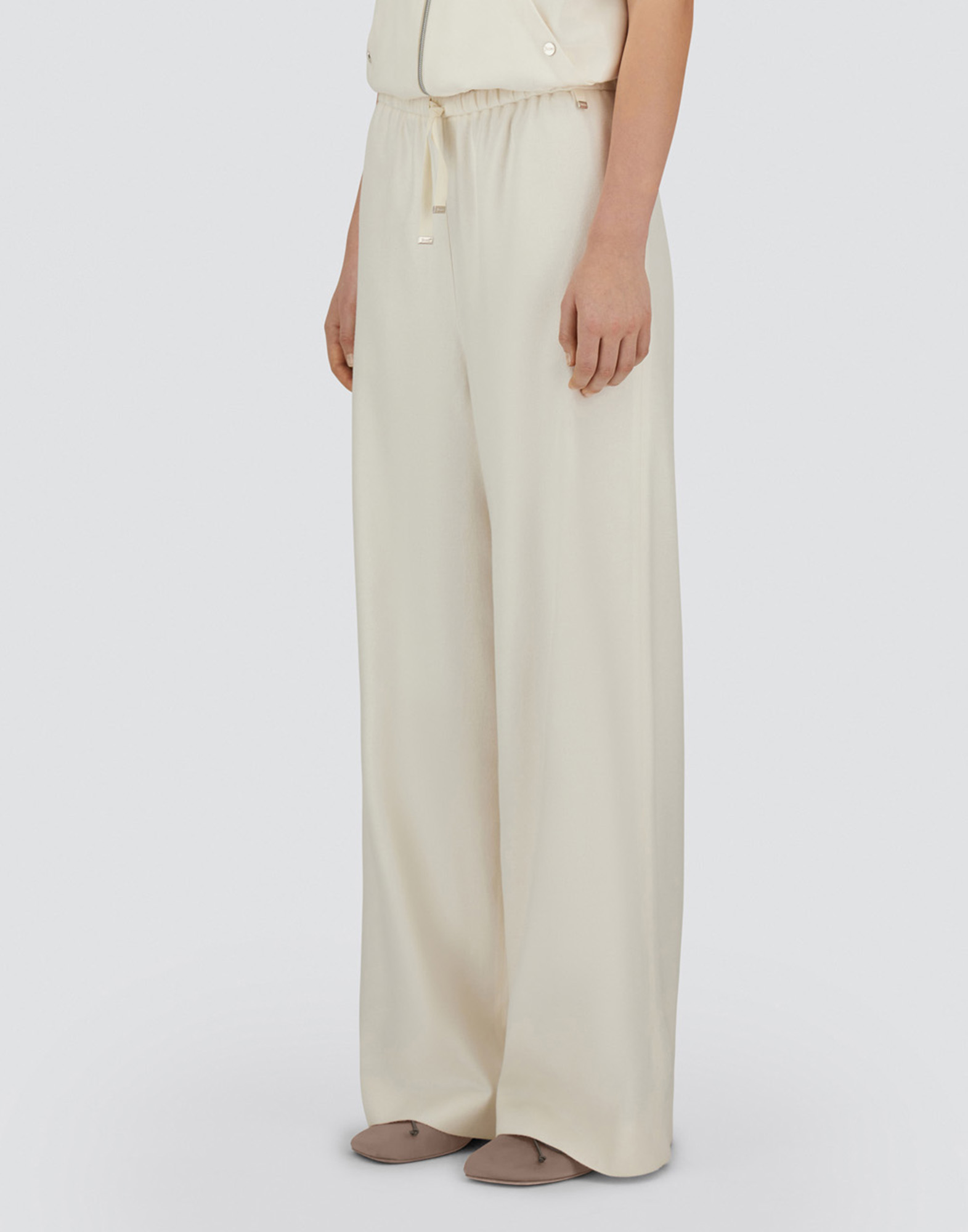 Herno Resort Trousers In Cotton Feel With Drawstring In White