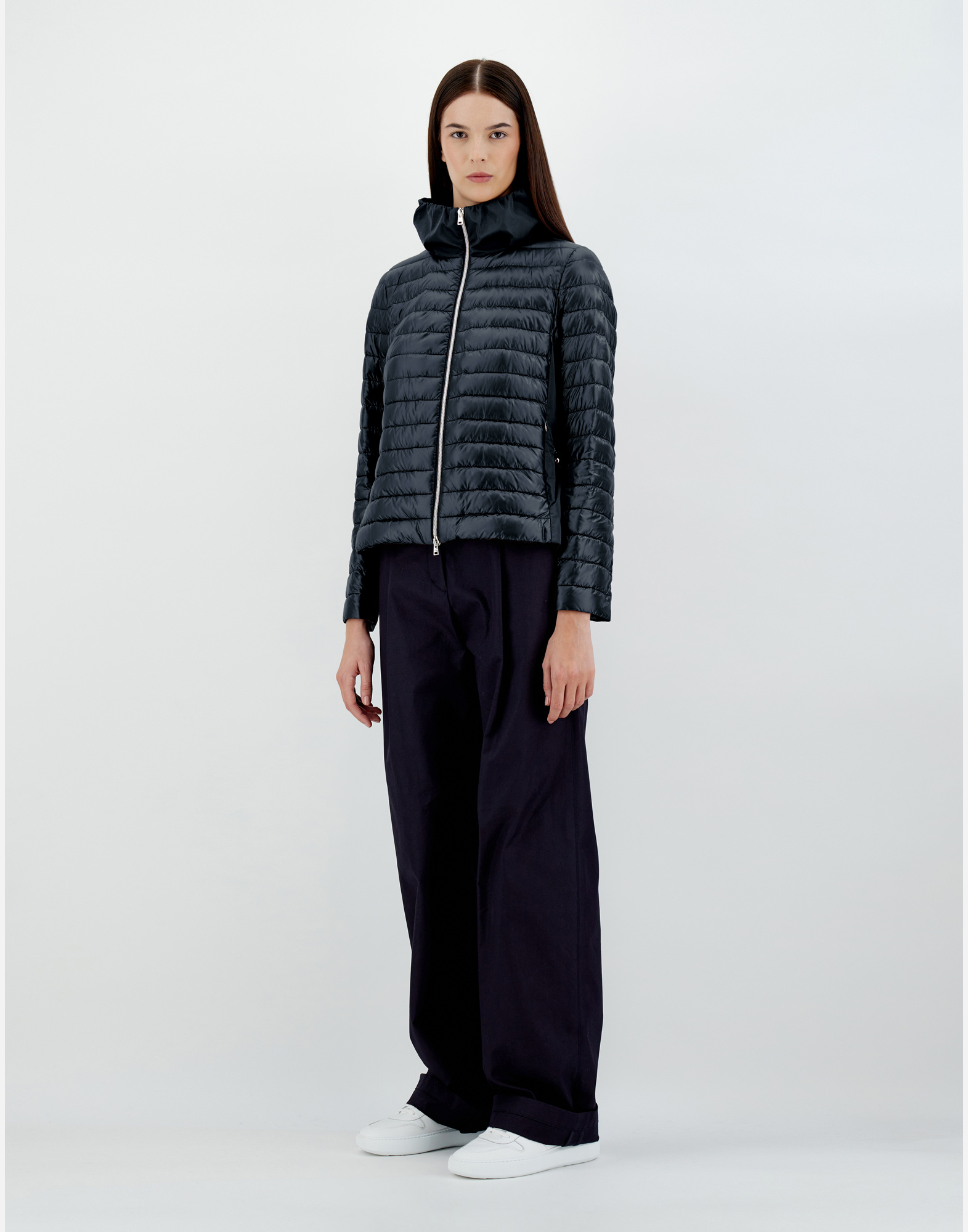 Herno Nylon Ultralight & Techno Taffetà ボンバージャケット In Navy Blue