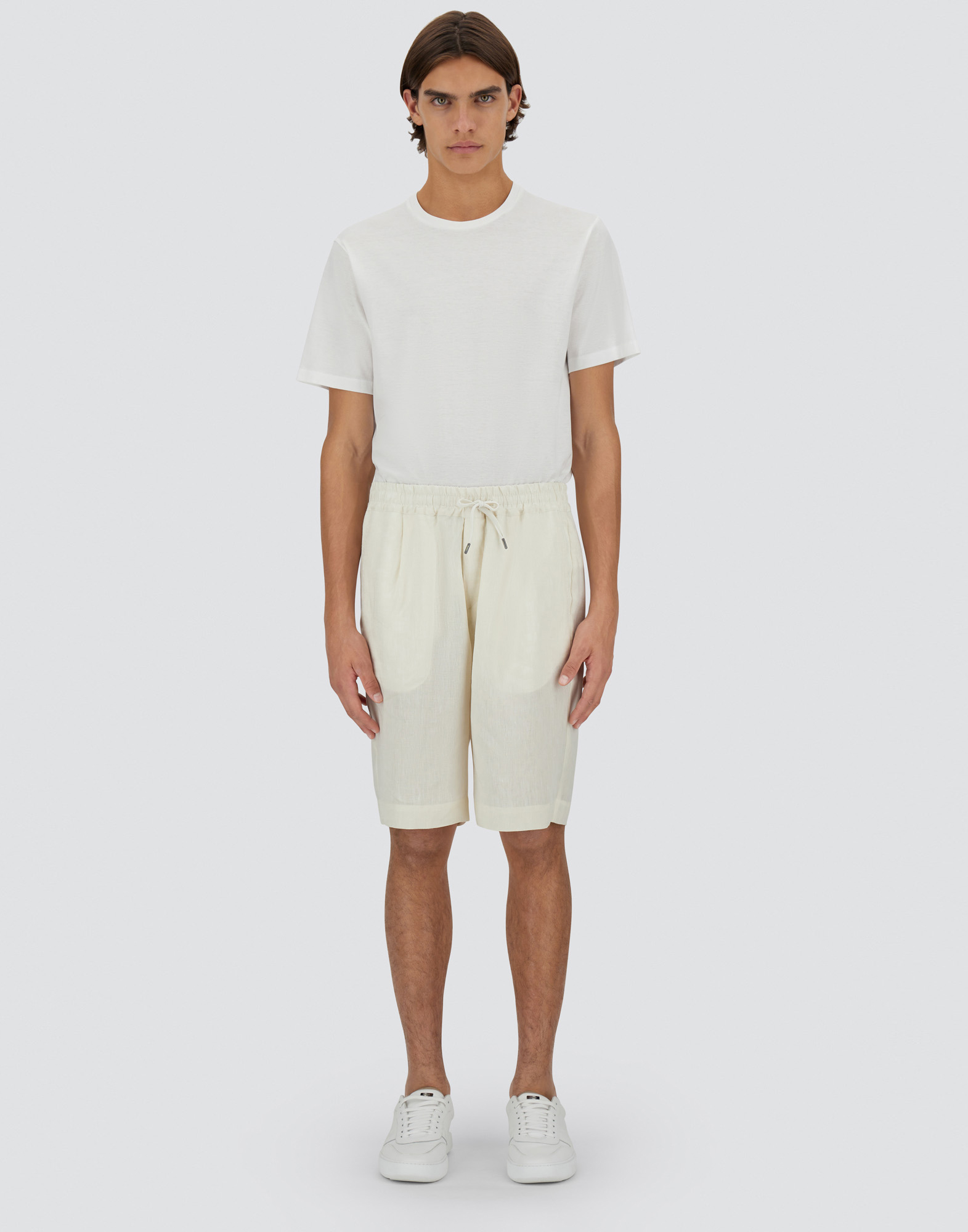 Herno Summer Linen Shorts In Chantilly
