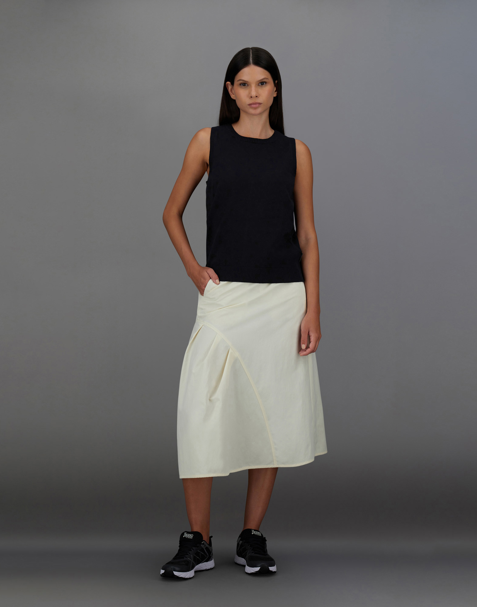 Herno Laminar Tank Top In Light Knit In Black