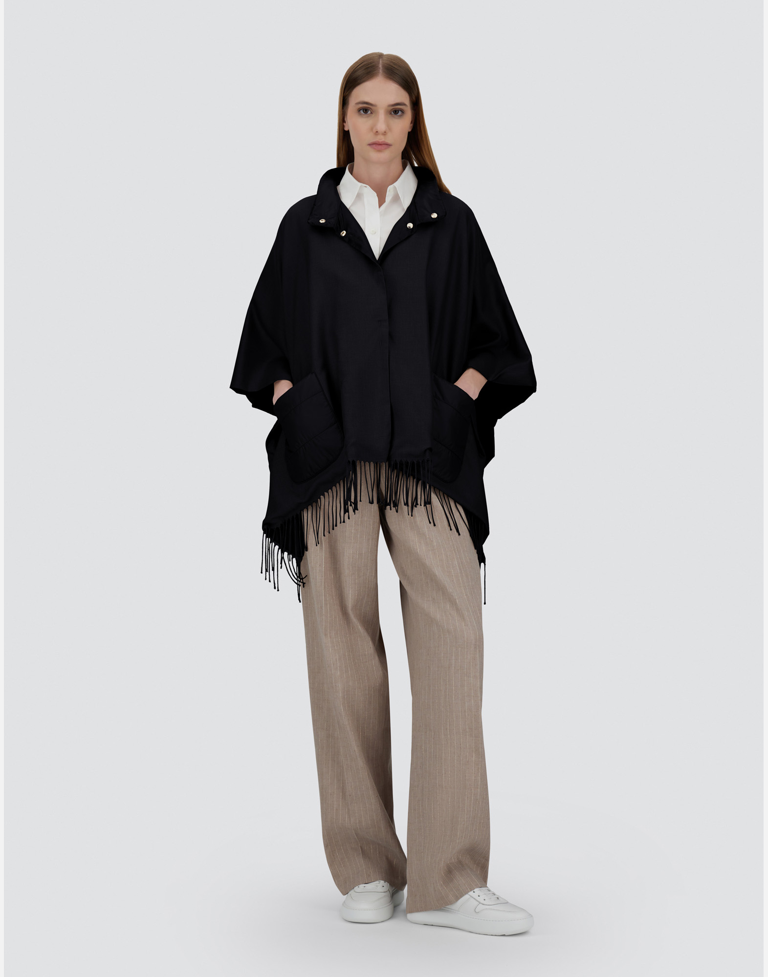 Herno Poncho In Summer Silk And Nylon Ultralight In Black