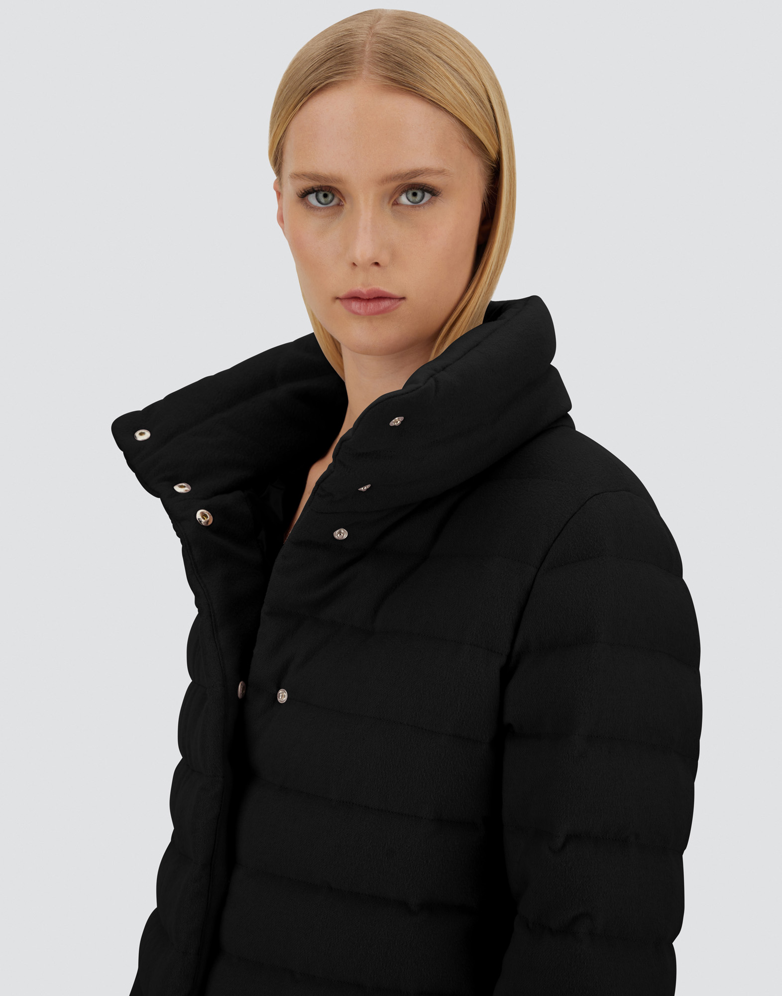 Herno Resort Cape In Cashmere Silk In Black