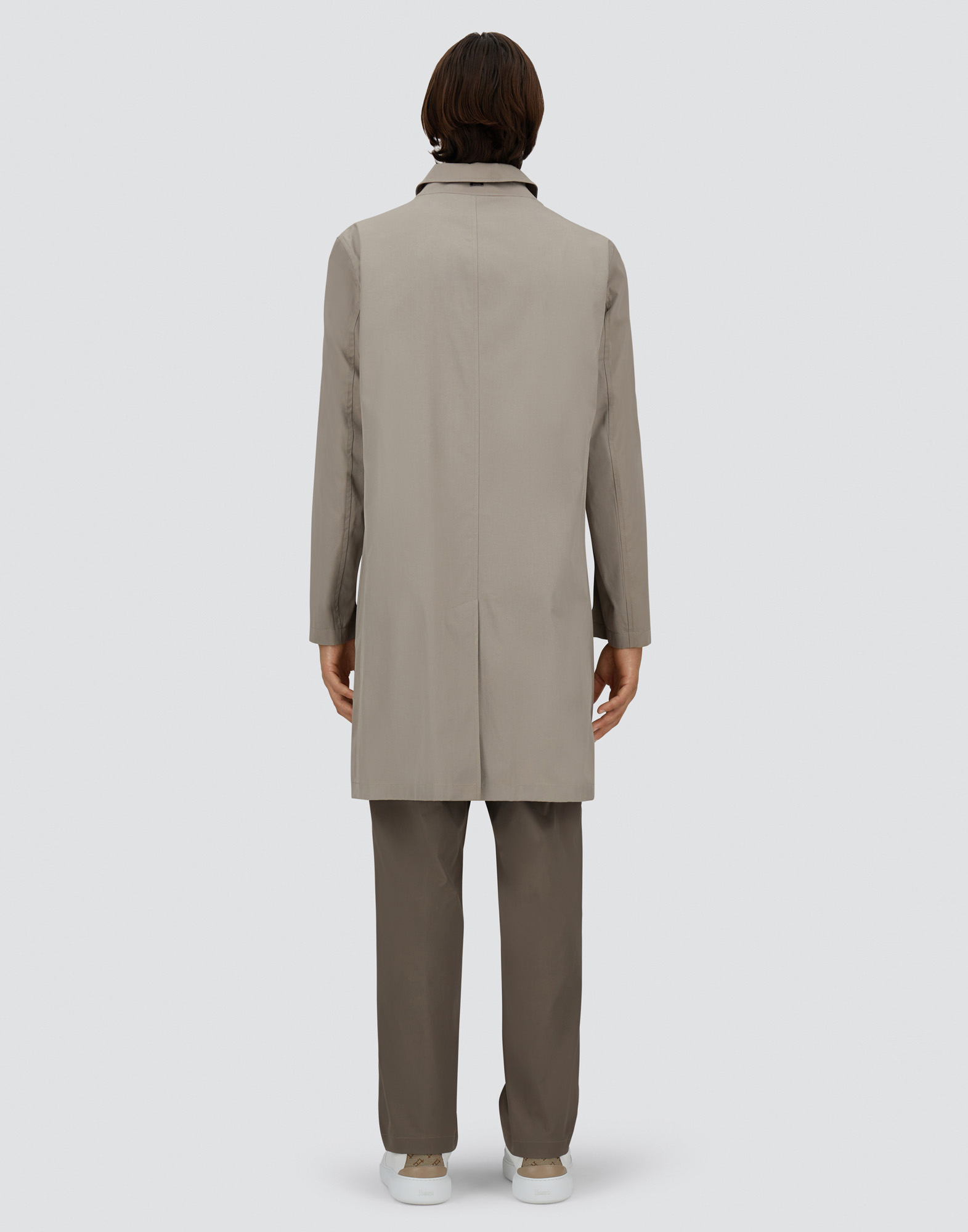 Herno Raincoat In Dean In Dove Grey