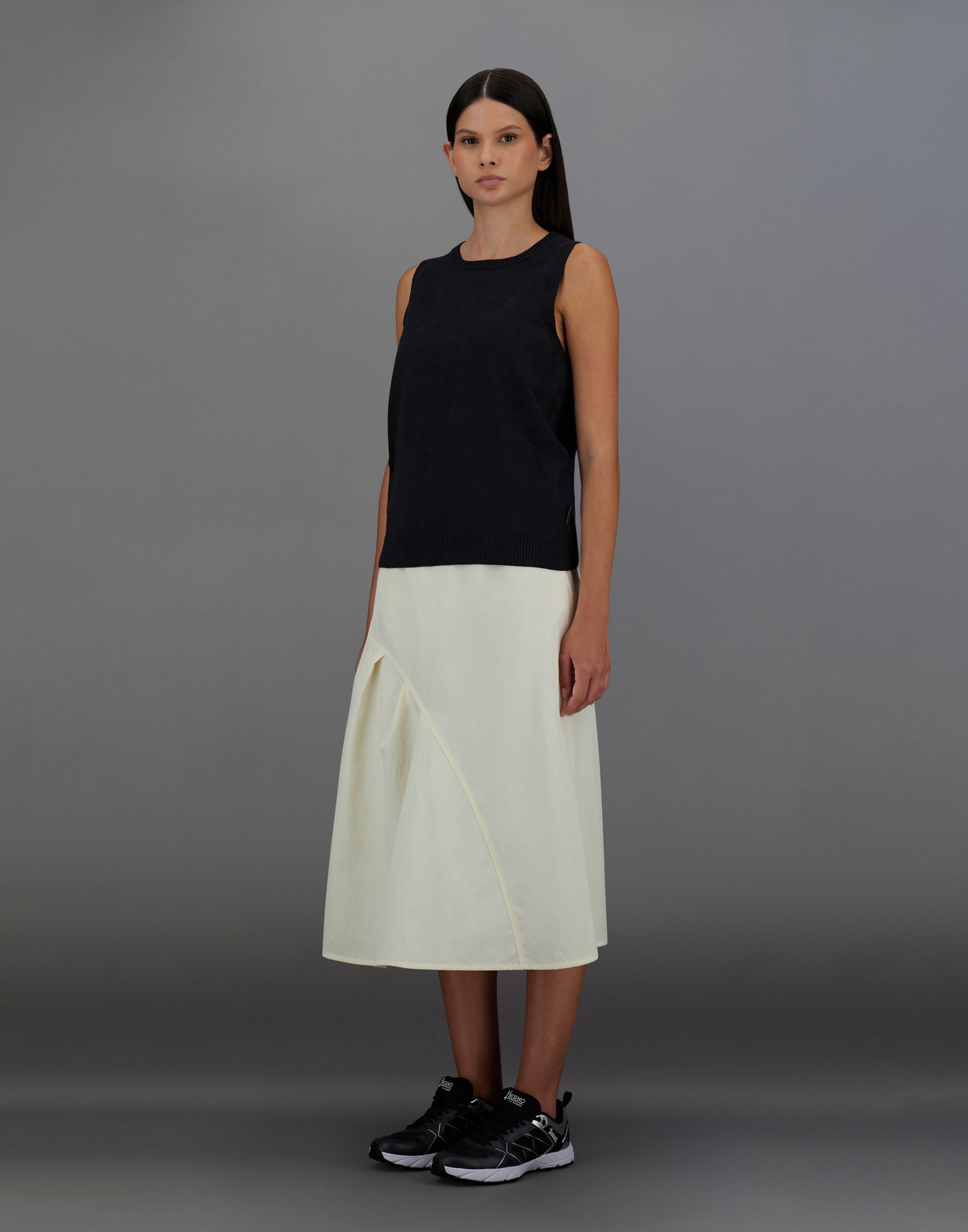 Herno Laminar Tank Top In Light Knit In Black