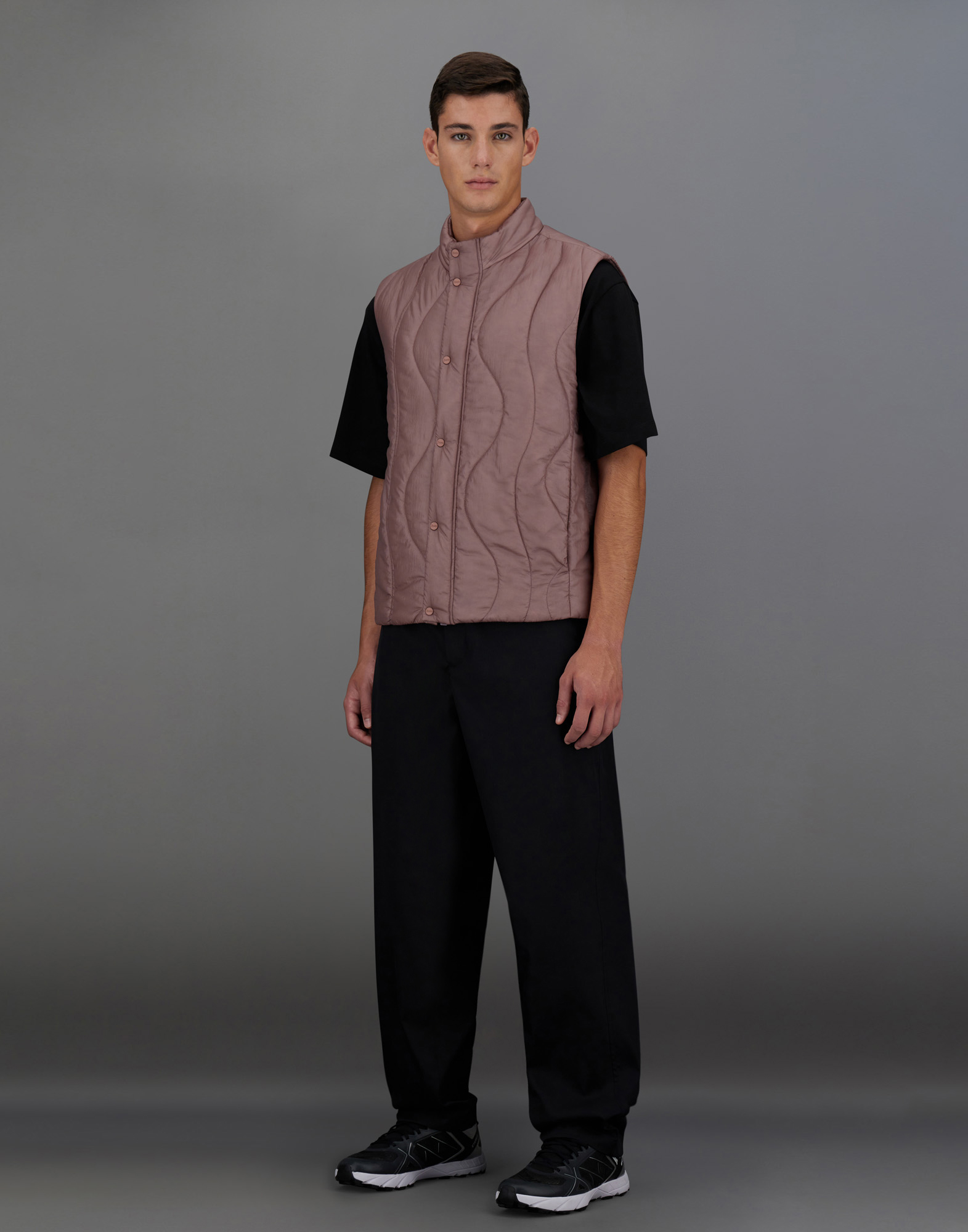 Herno Padded Nylon Vest In Powder