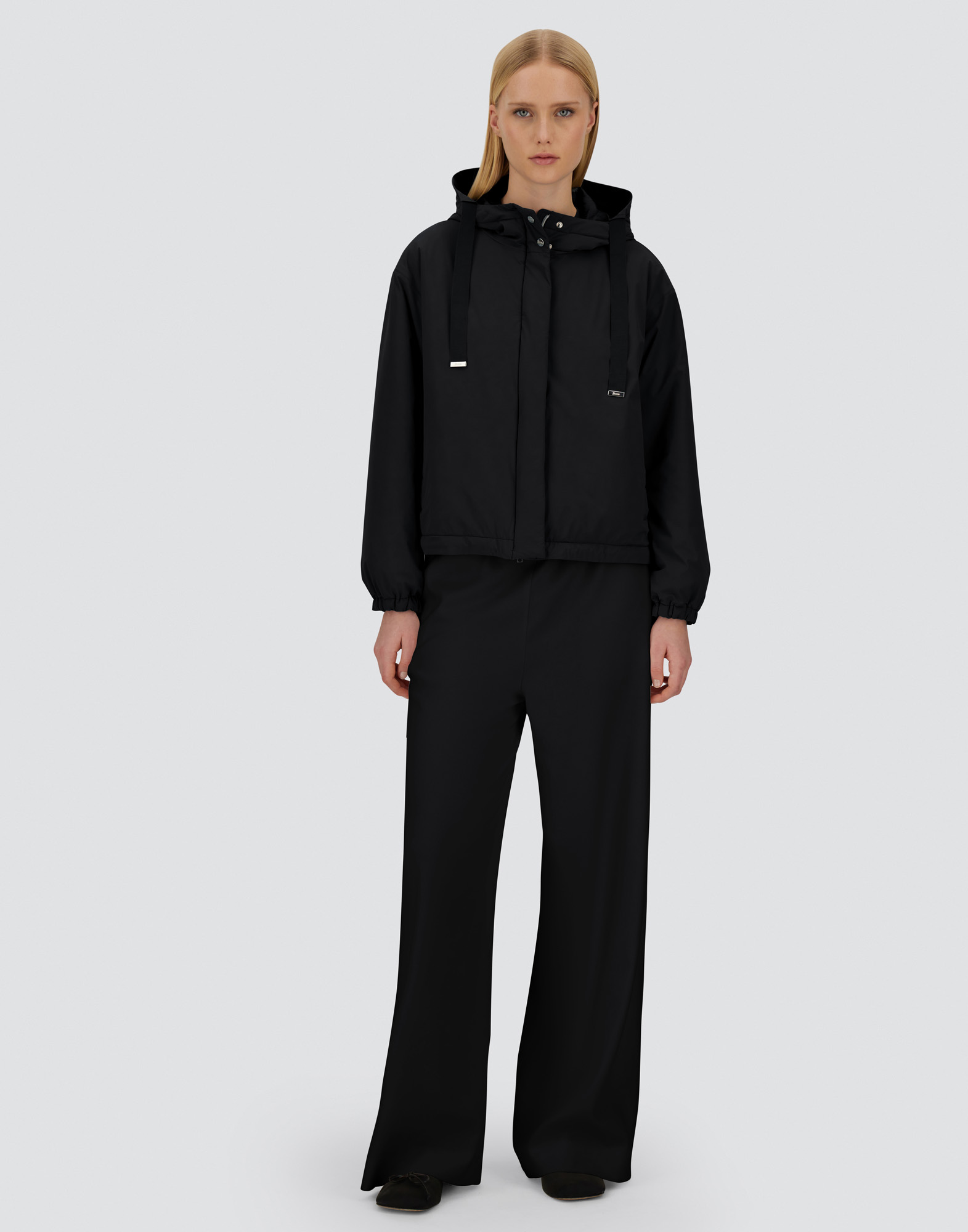 Herno Resort Jacket In Travel Nylon Ponente In Black